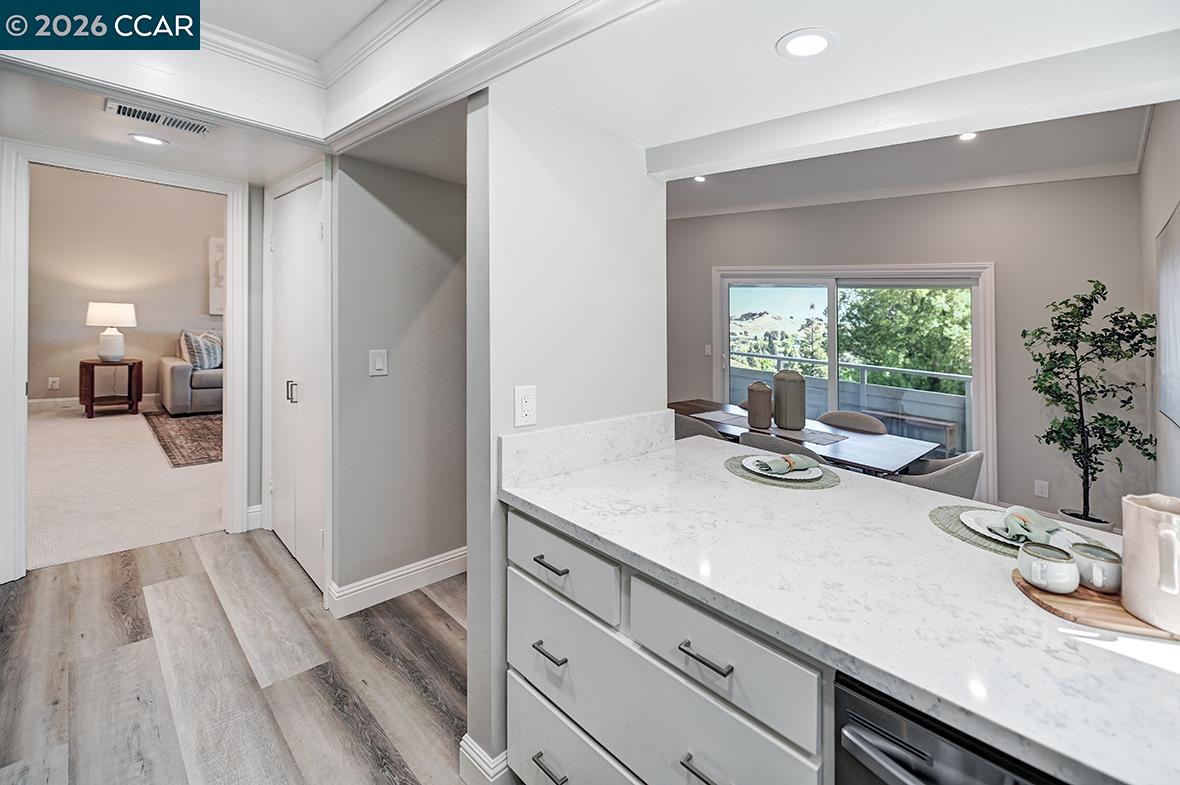 Photo #15: 41131677 Listing: Photo #15