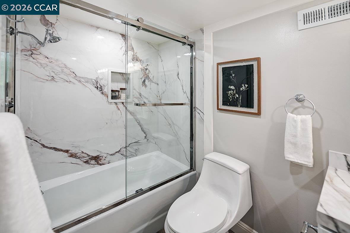 Photo #33: 41131677 Listing: Photo #33