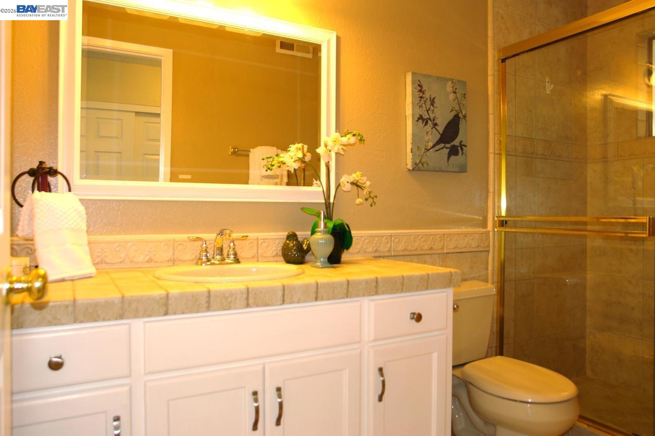 Detail Gallery Image 12 of 26 For 306 S Park Victoria Dr, Milpitas,  CA 95035 - 3 Beds | 2 Baths