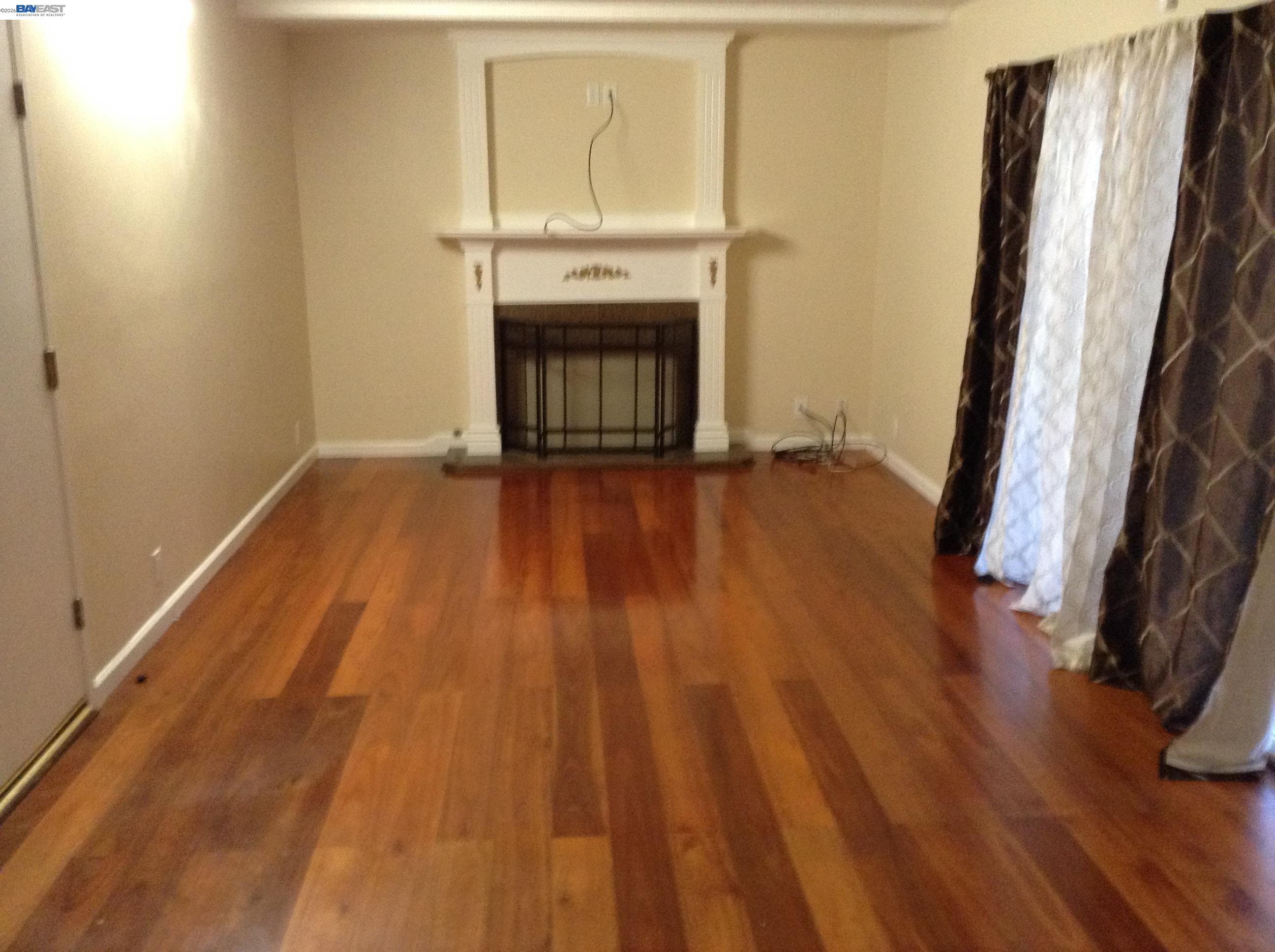 Detail Gallery Image 10 of 26 For 306 S Park Victoria Dr, Milpitas,  CA 95035 - 3 Beds | 2 Baths