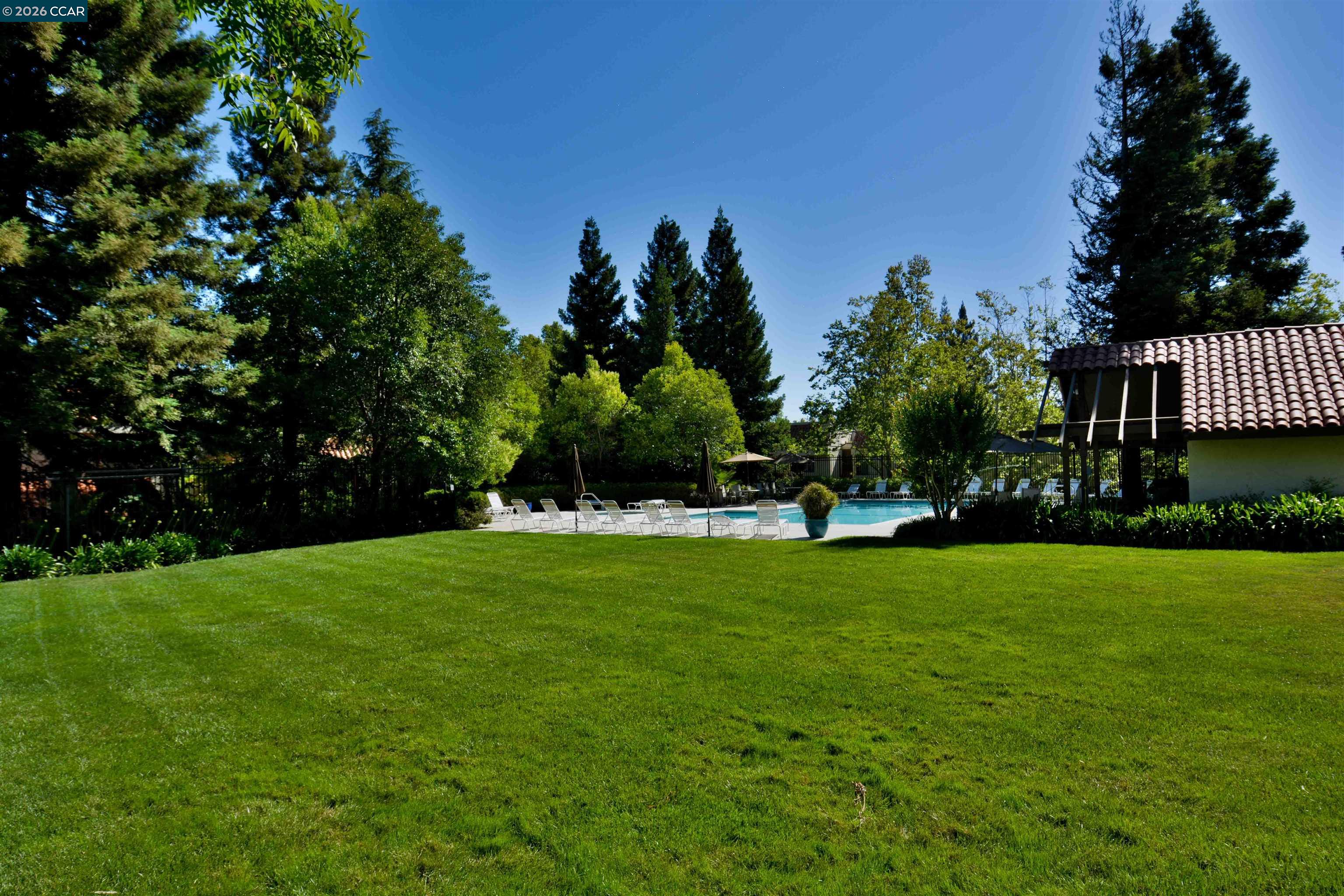 Photo #23: 41131690 Listing: Photo #23