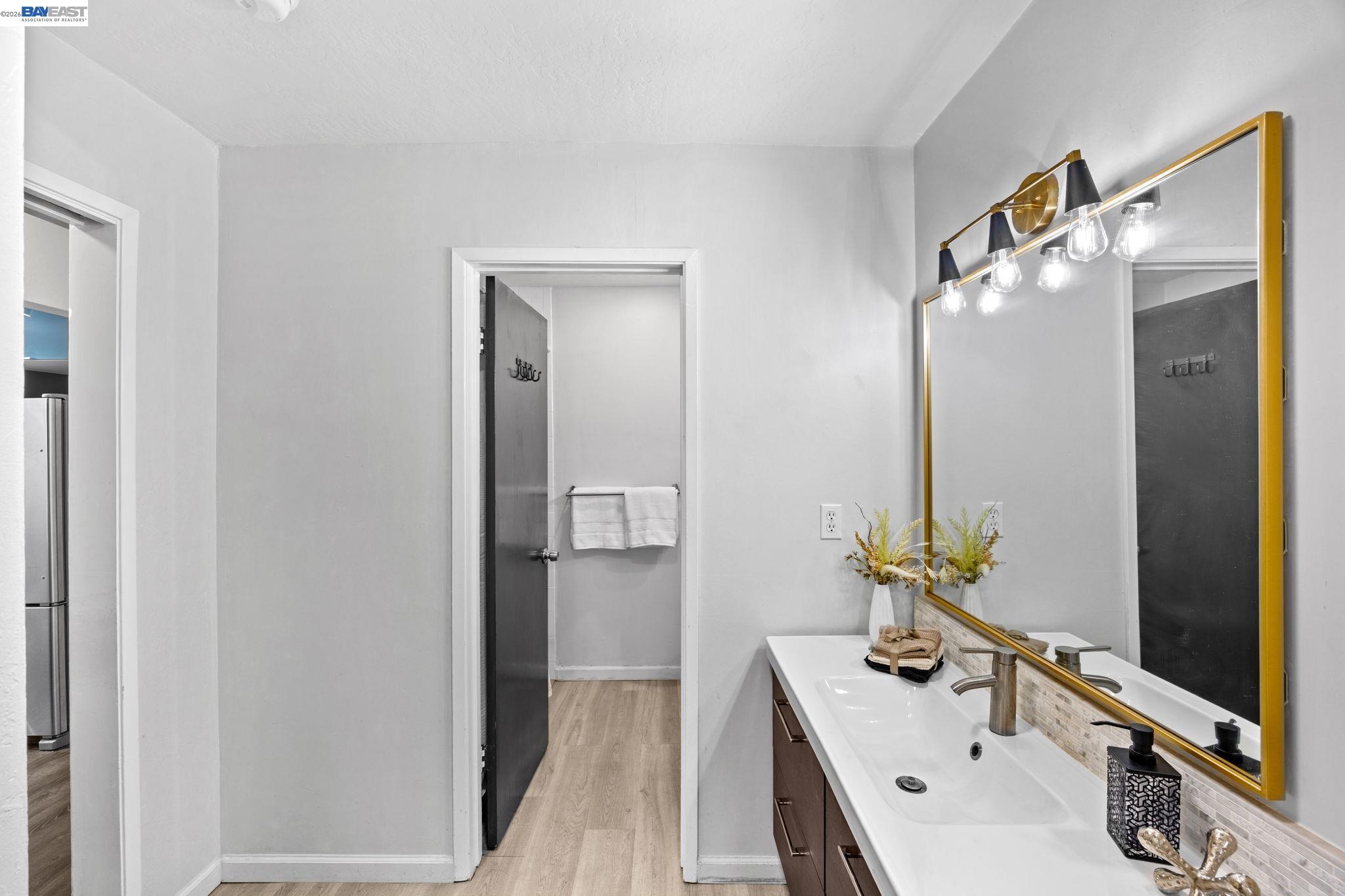 Photo #12: 41131693 Listing: Photo #12