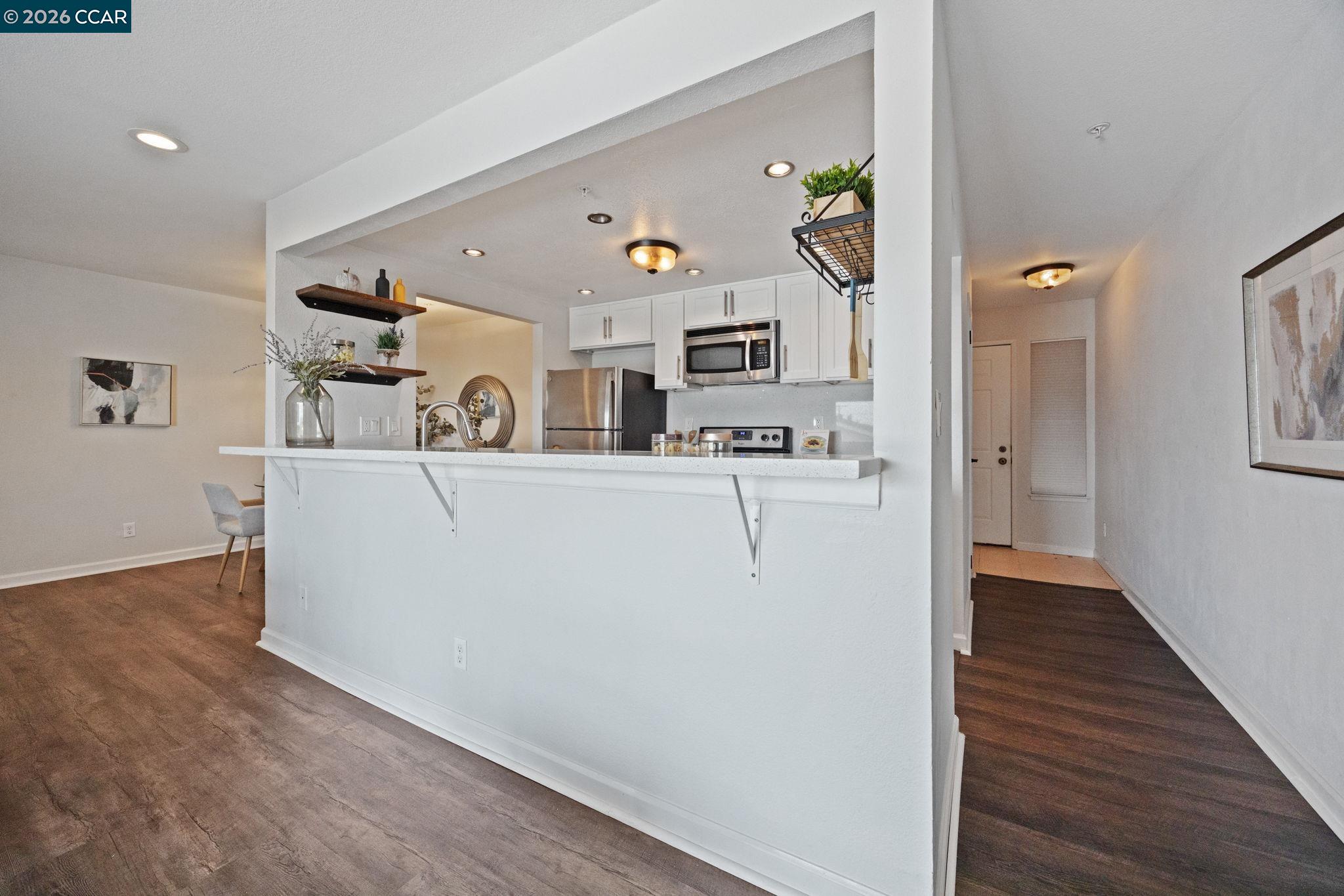 Photo #5: 41131695 Listing: Photo #5