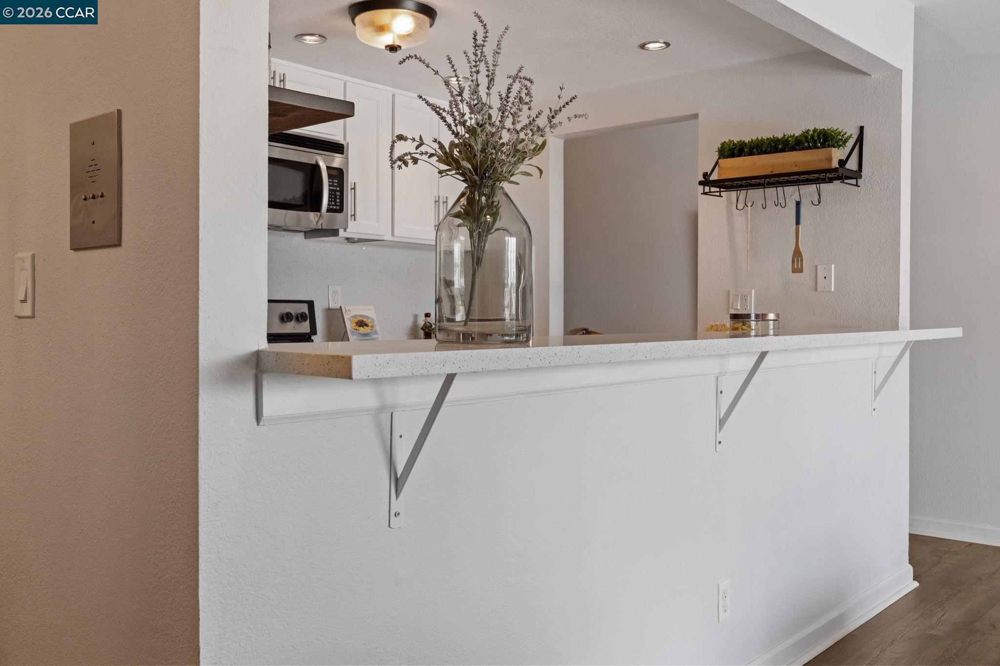 Photo #6: 41131695 Listing: Photo #6