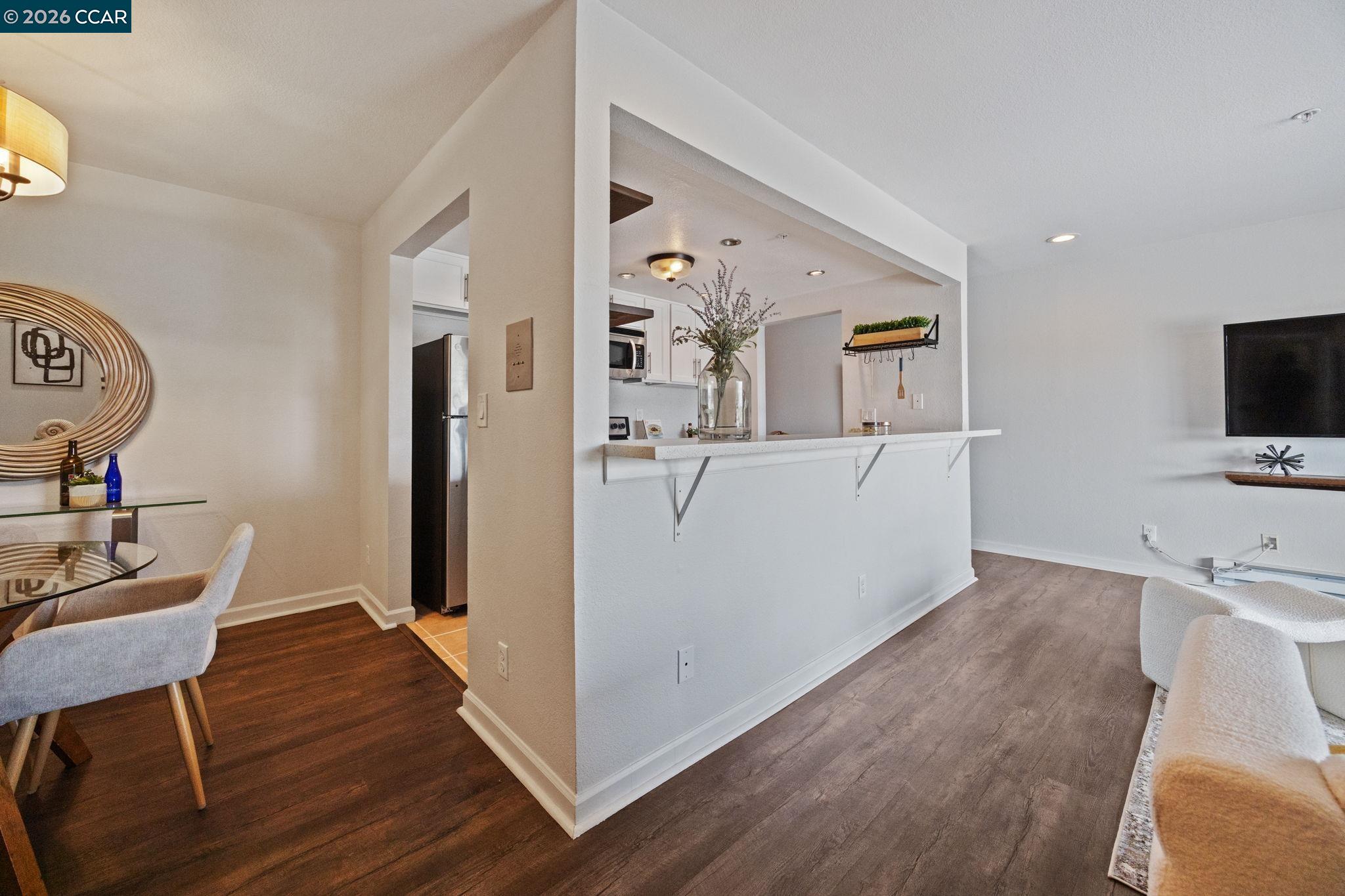 Photo #8: 41131695 Listing: Photo #8