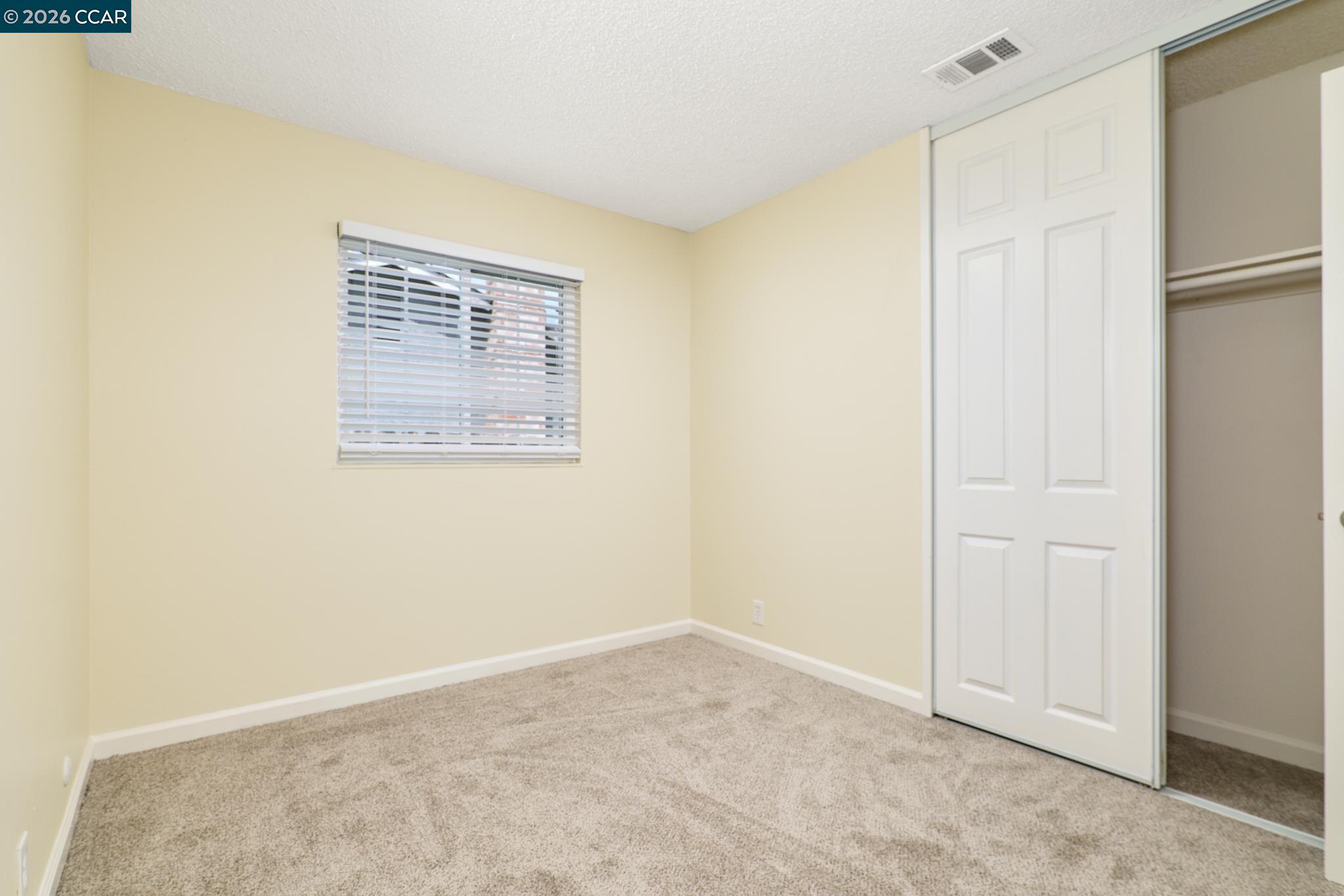 Detail Gallery Image 13 of 22 For 300 Radcliffe Dr, Vallejo,  CA 94589 - 4 Beds | 2 Baths