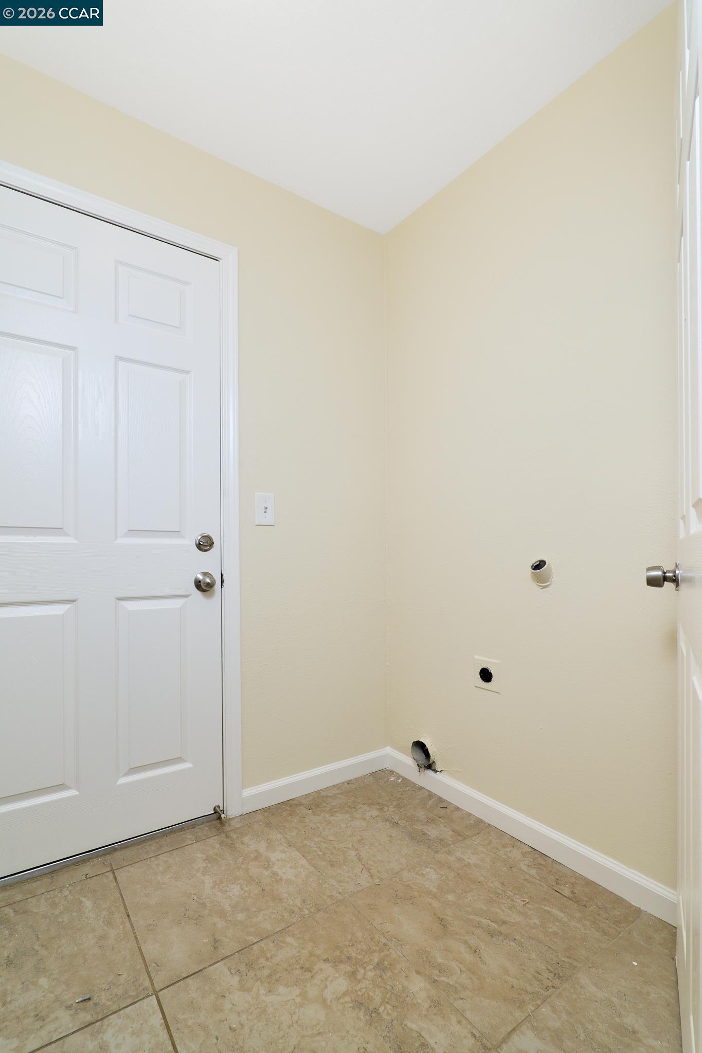 Detail Gallery Image 17 of 22 For 300 Radcliffe Dr, Vallejo,  CA 94589 - 4 Beds | 2 Baths