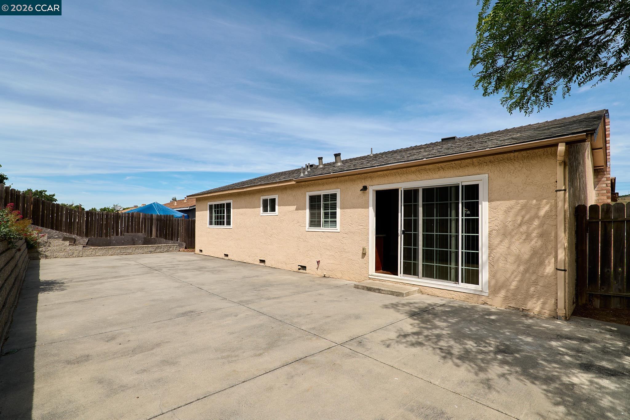 Detail Gallery Image 19 of 22 For 300 Radcliffe Dr, Vallejo,  CA 94589 - 4 Beds | 2 Baths