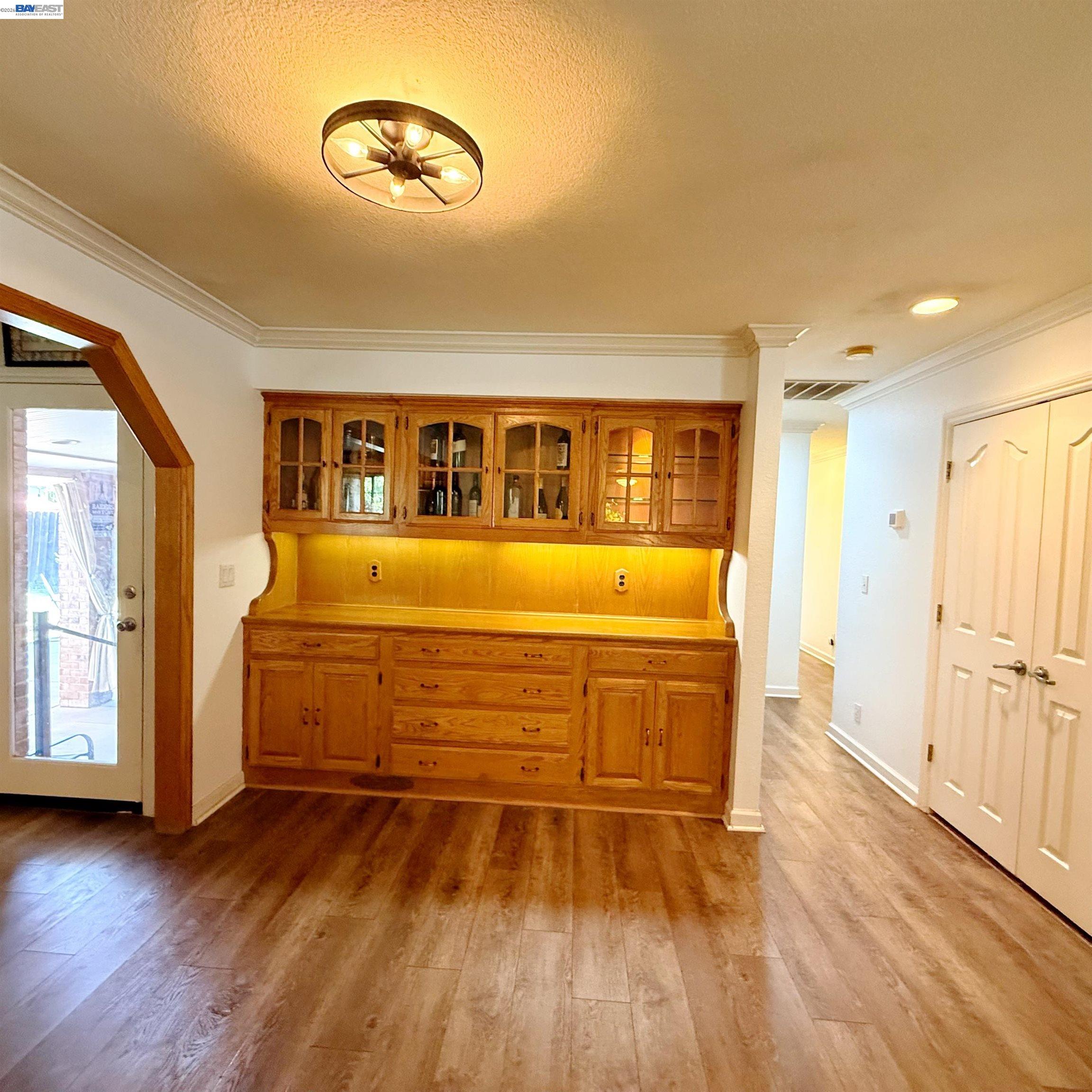 Detail Gallery Image 11 of 32 For 95 W Downs St, Stockton,  CA 95204 - 4 Beds | 2 Baths