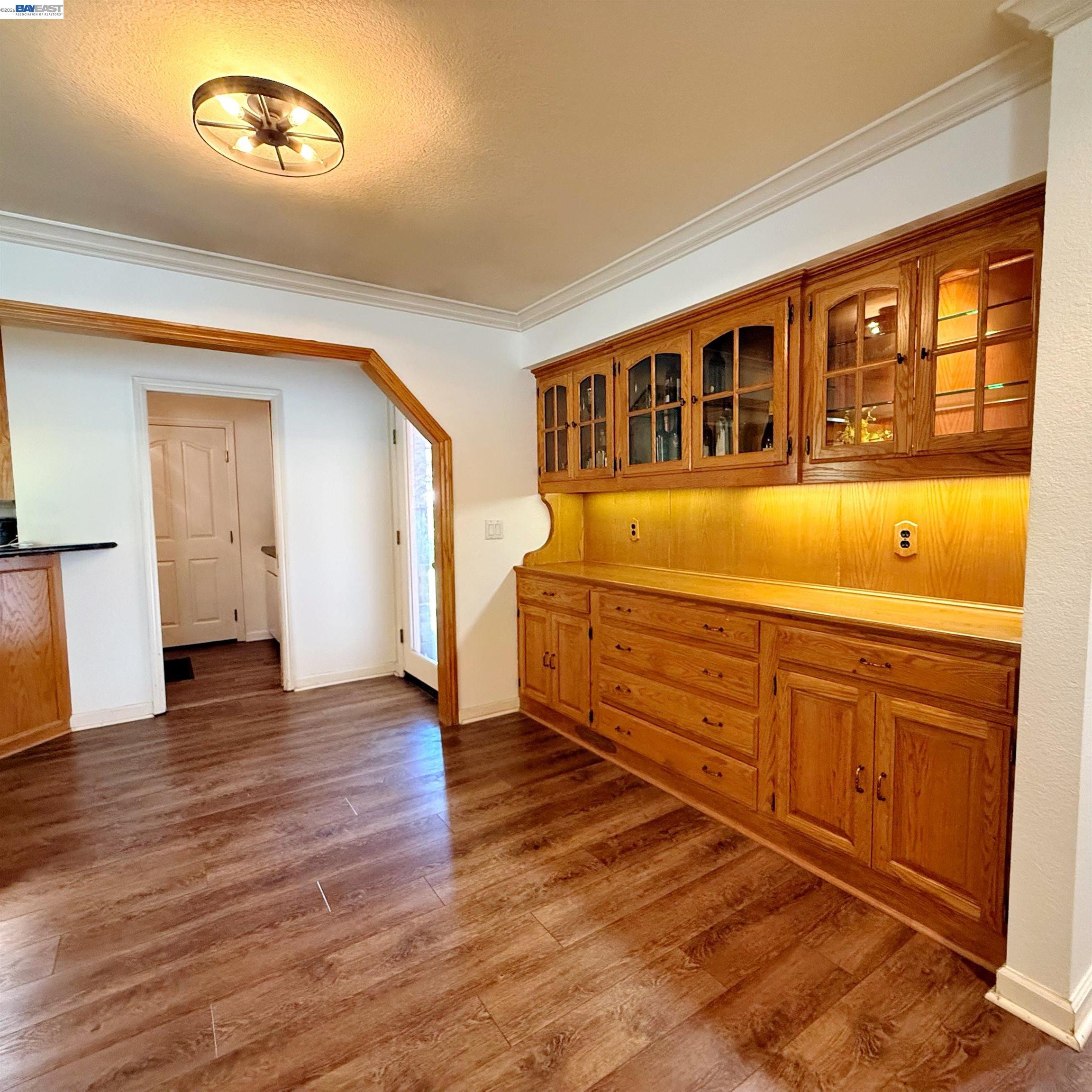 Detail Gallery Image 12 of 32 For 95 W Downs St, Stockton,  CA 95204 - 4 Beds | 2 Baths