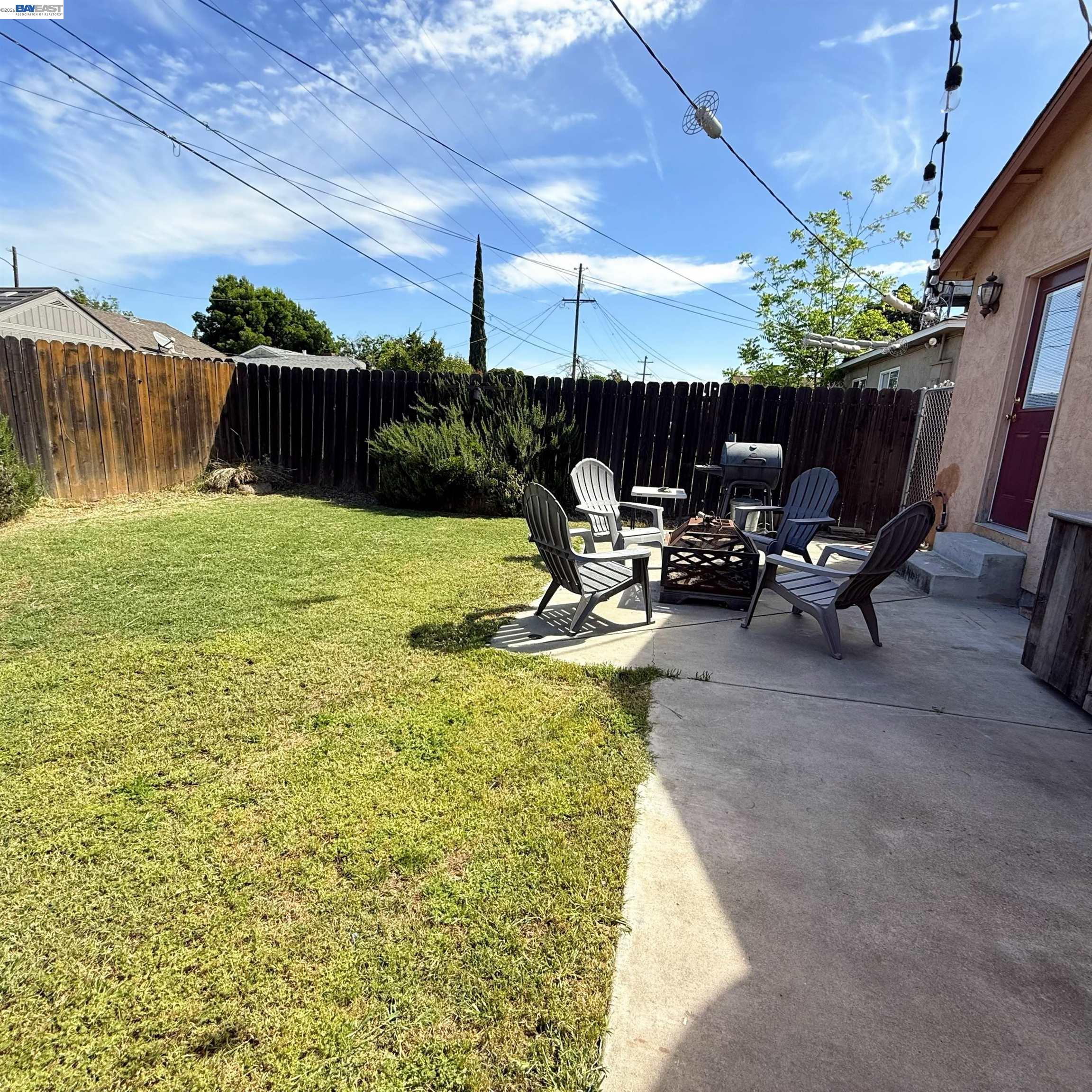 Detail Gallery Image 31 of 33 For 95 W Downs St, Stockton,  CA 95204 - 4 Beds | 2 Baths