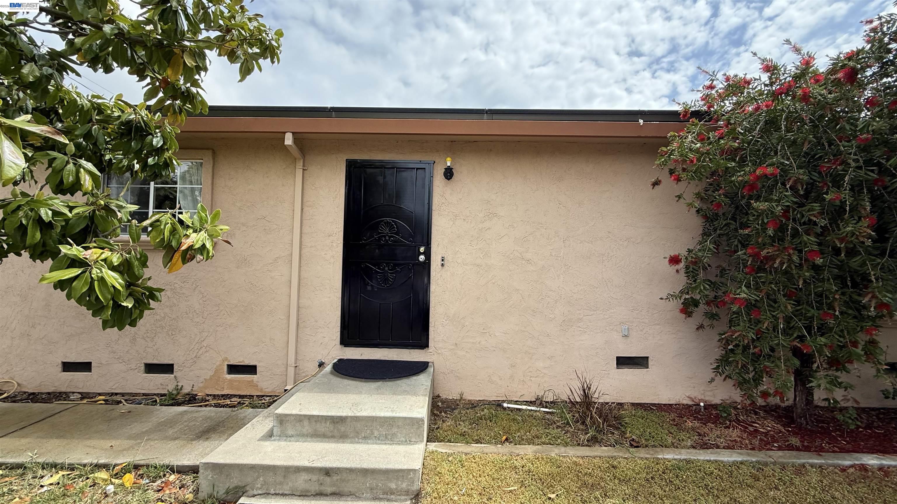 Detail Gallery Image 33 of 33 For 95 W Downs St, Stockton,  CA 95204 - 4 Beds | 2 Baths