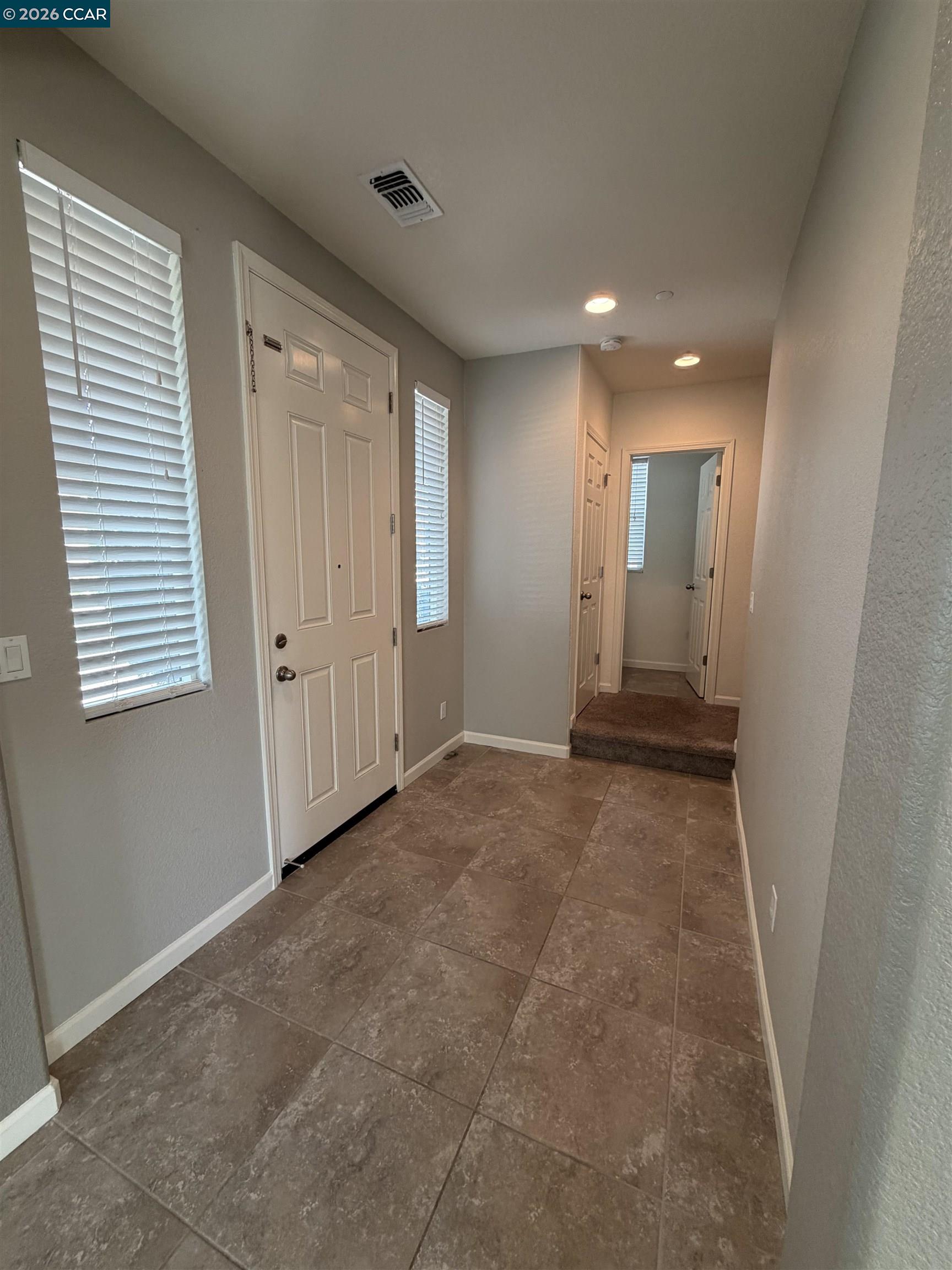 Detail Gallery Image 13 of 34 For Chuck Hammond Dr, Fairfield,  CA 94533 - 4 Beds | 2/1 Baths