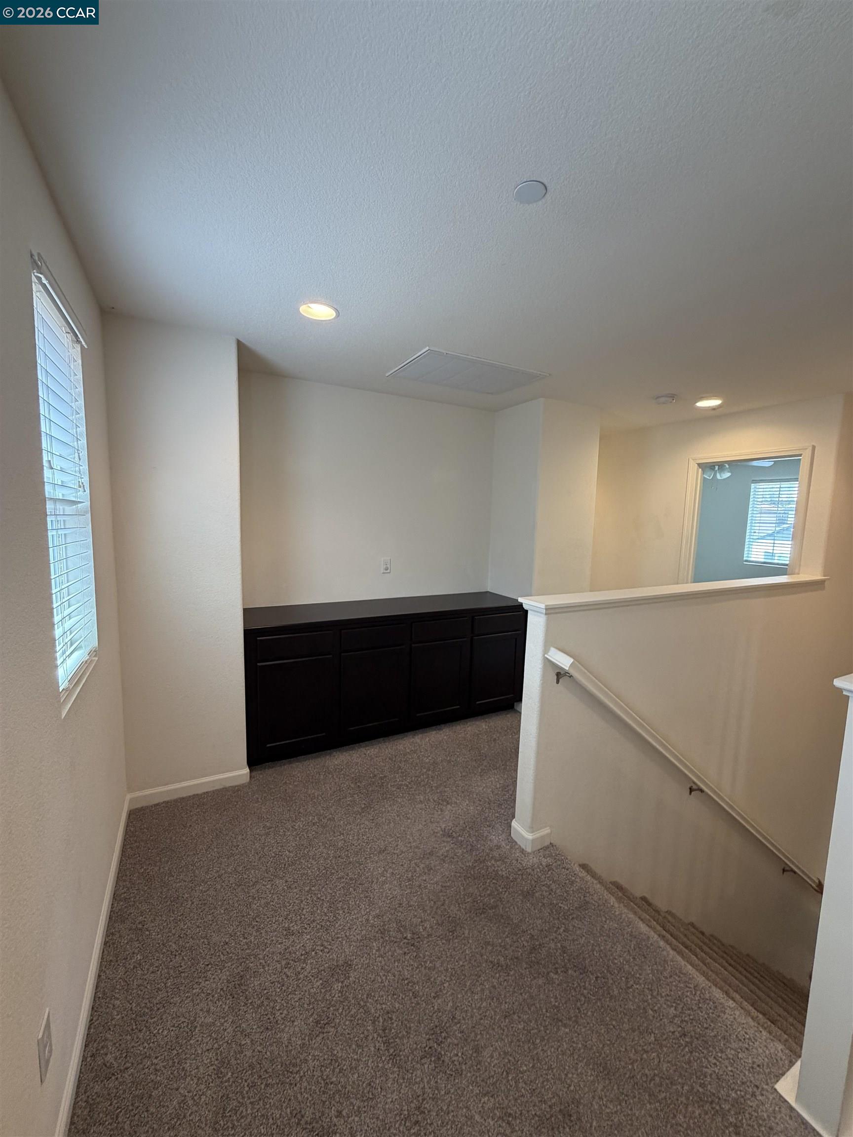 Detail Gallery Image 16 of 34 For Chuck Hammond Dr, Fairfield,  CA 94533 - 4 Beds | 2/1 Baths