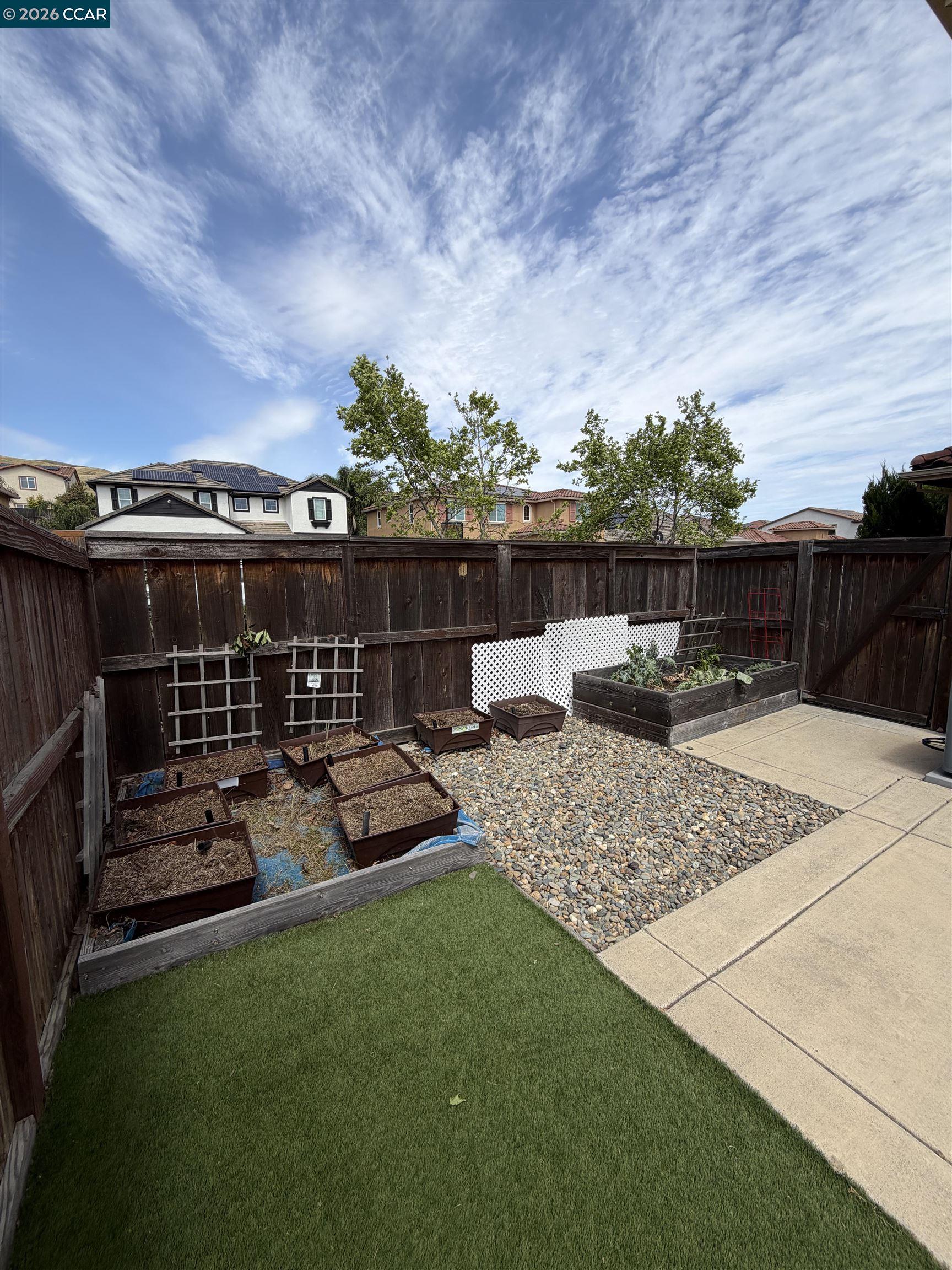 Detail Gallery Image 30 of 34 For Chuck Hammond Dr, Fairfield,  CA 94533 - 4 Beds | 2/1 Baths