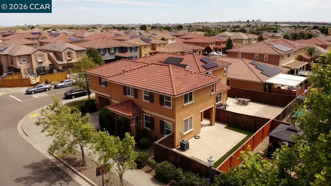 Detail Gallery Image 33 of 34 For Chuck Hammond Dr, Fairfield,  CA 94533 - 4 Beds | 2/1 Baths