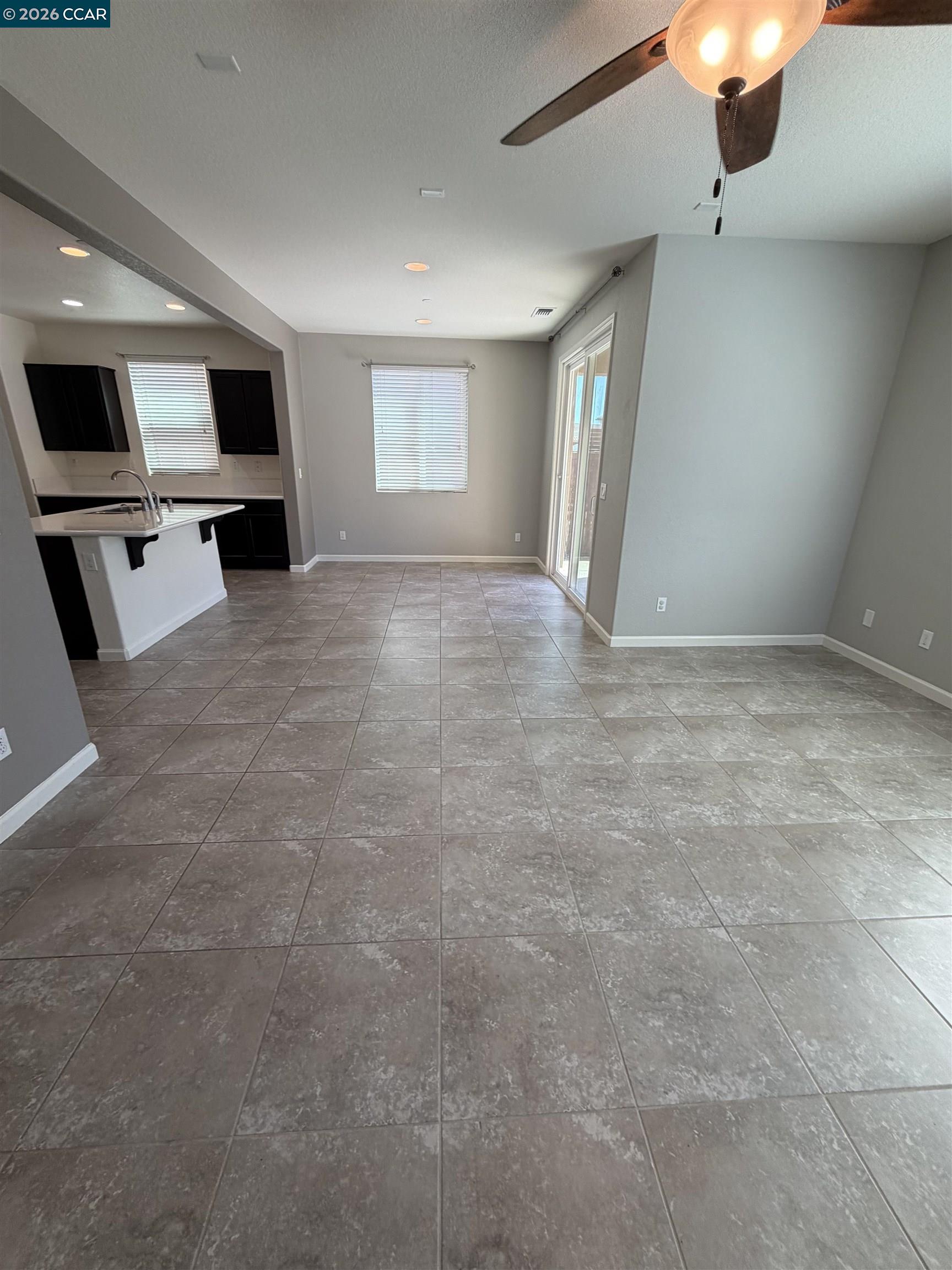 Detail Gallery Image 7 of 34 For Chuck Hammond Dr, Fairfield,  CA 94533 - 4 Beds | 2/1 Baths