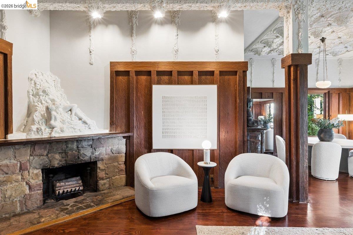 Detail Gallery Image 20 of 79 For 1049 Keith Ave, Berkeley,  CA 94708 - 4 Beds | 4 Baths