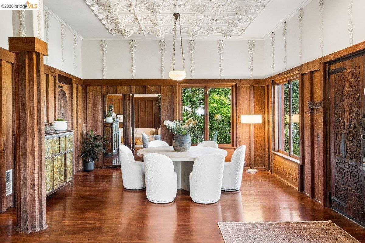 Detail Gallery Image 23 of 79 For 1049 Keith Ave, Berkeley,  CA 94708 - 4 Beds | 4 Baths