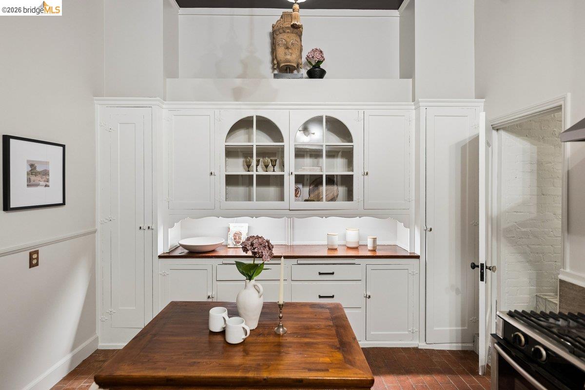 Detail Gallery Image 28 of 79 For 1049 Keith Ave, Berkeley,  CA 94708 - 4 Beds | 4 Baths