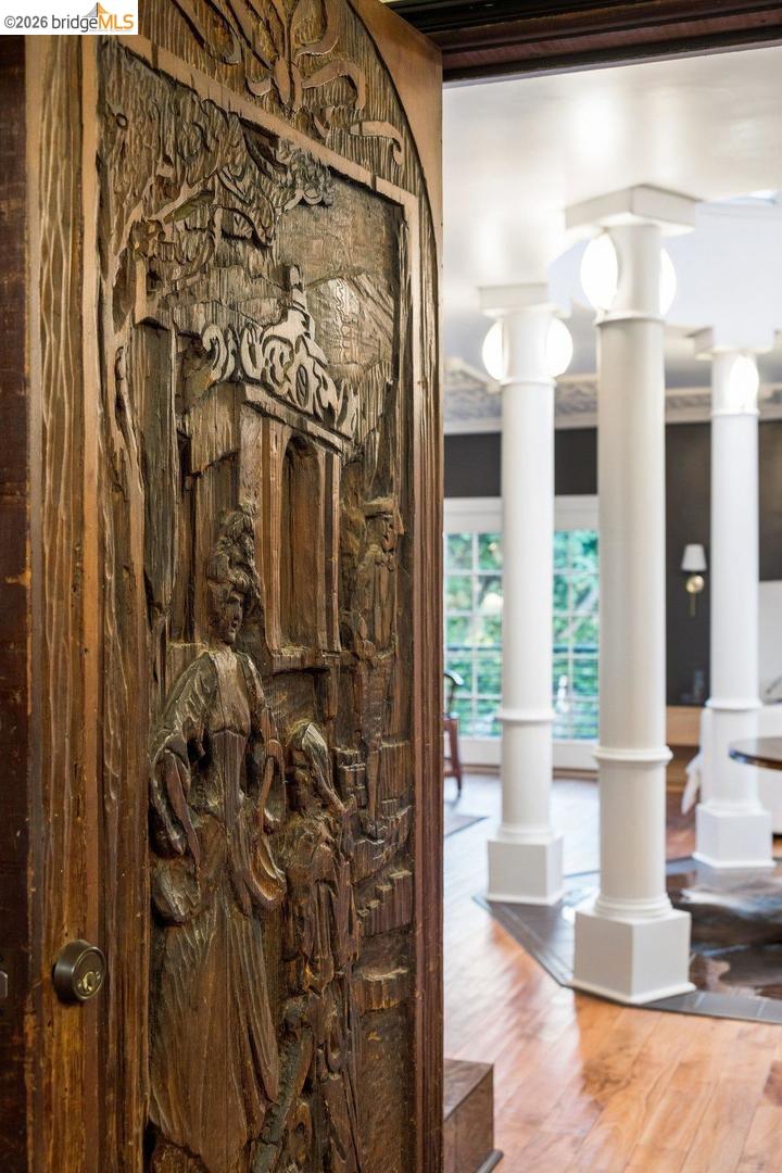 Detail Gallery Image 31 of 79 For 1049 Keith Ave, Berkeley,  CA 94708 - 4 Beds | 4 Baths