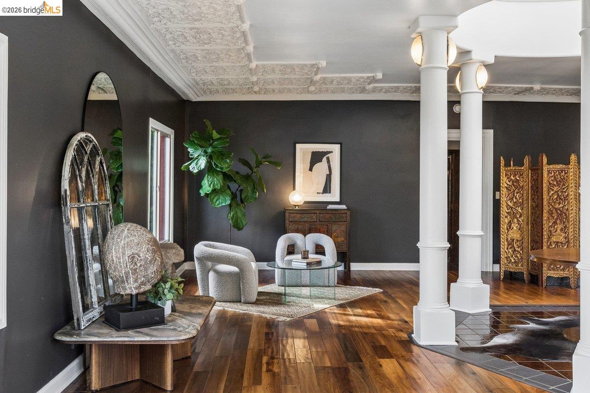 Detail Gallery Image 36 of 79 For 1049 Keith Ave, Berkeley,  CA 94708 - 4 Beds | 4 Baths