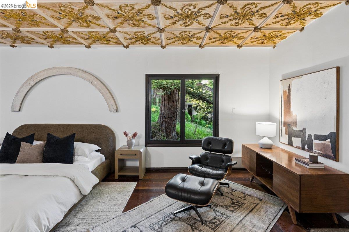 Detail Gallery Image 44 of 79 For 1049 Keith Ave, Berkeley,  CA 94708 - 4 Beds | 4 Baths