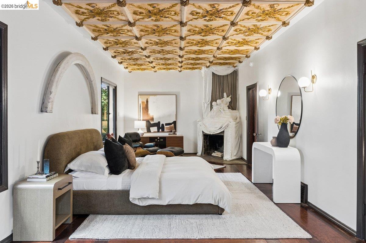 Detail Gallery Image 45 of 79 For 1049 Keith Ave, Berkeley,  CA 94708 - 4 Beds | 4 Baths