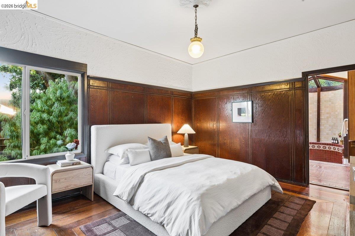 Detail Gallery Image 52 of 79 For 1049 Keith Ave, Berkeley,  CA 94708 - 4 Beds | 4 Baths