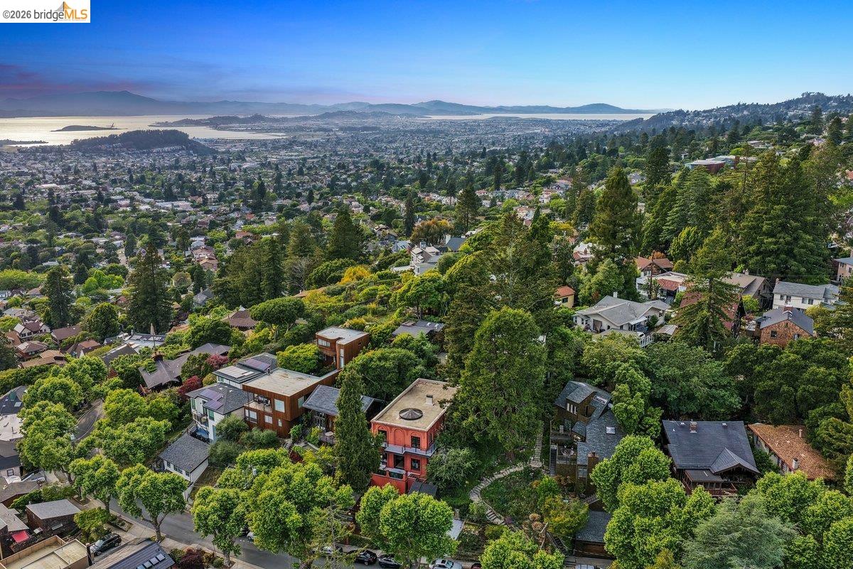 Detail Gallery Image 77 of 79 For 1049 Keith Ave, Berkeley,  CA 94708 - 4 Beds | 4 Baths