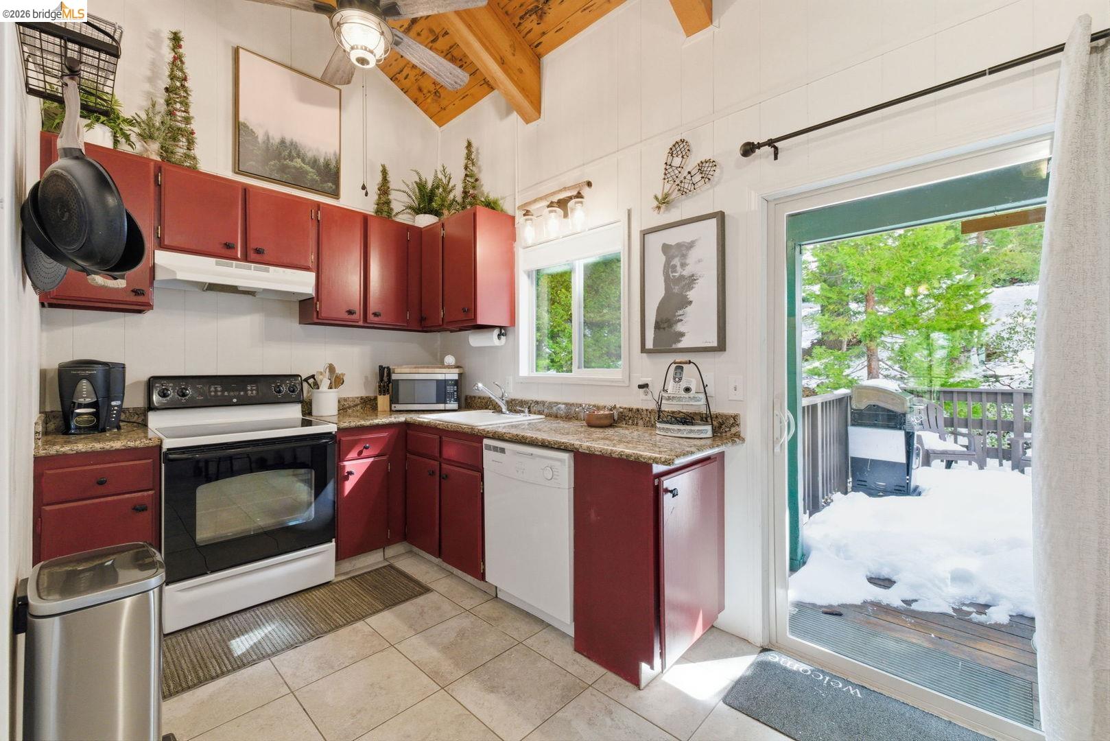 33840 Upper Leland RD # 25A, Strawberry CA 95364 — photo 7