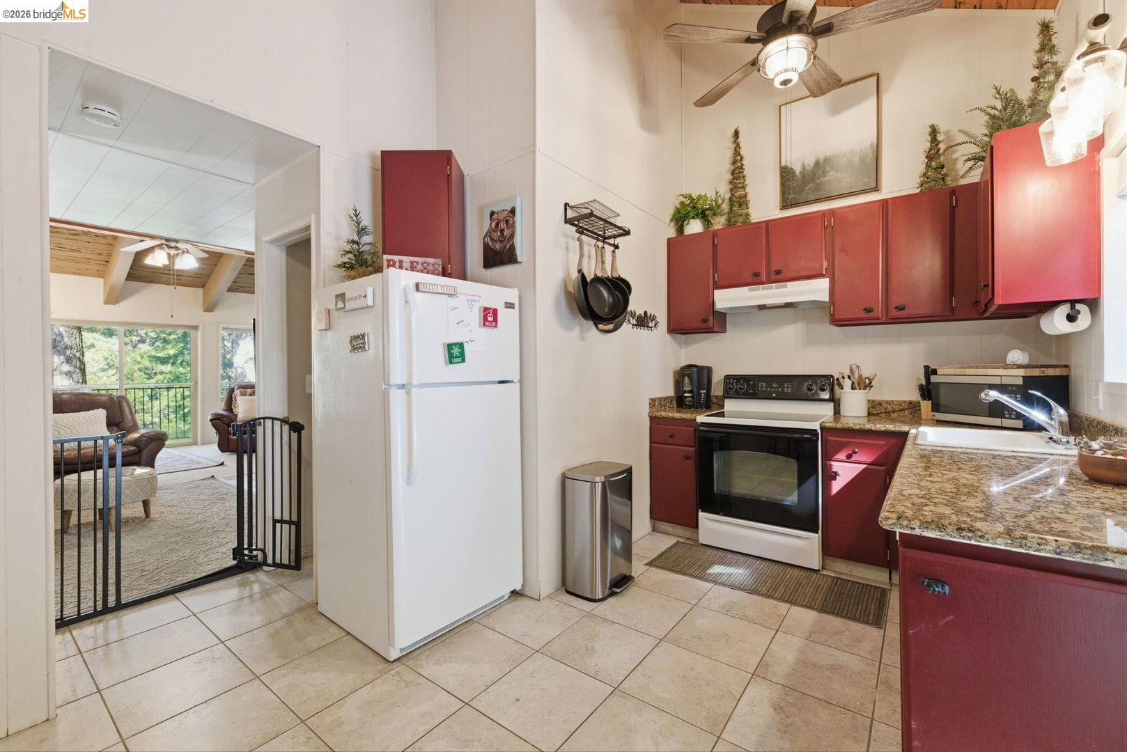 33840 Upper Leland RD # 25A, Strawberry CA 95364 — photo 8