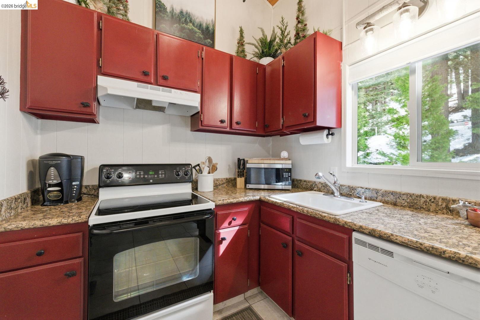 33840 Upper Leland RD # 25A, Strawberry CA 95364 — photo 9