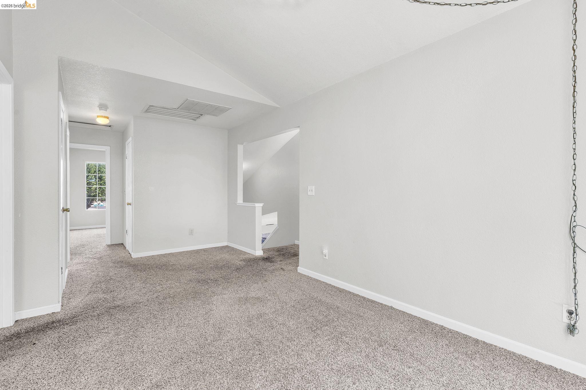 Detail Gallery Image 30 of 44 For 1258 Lloyd Thayer Cir, Stockton,  CA 95206 - 4 Beds | 2/1 Baths