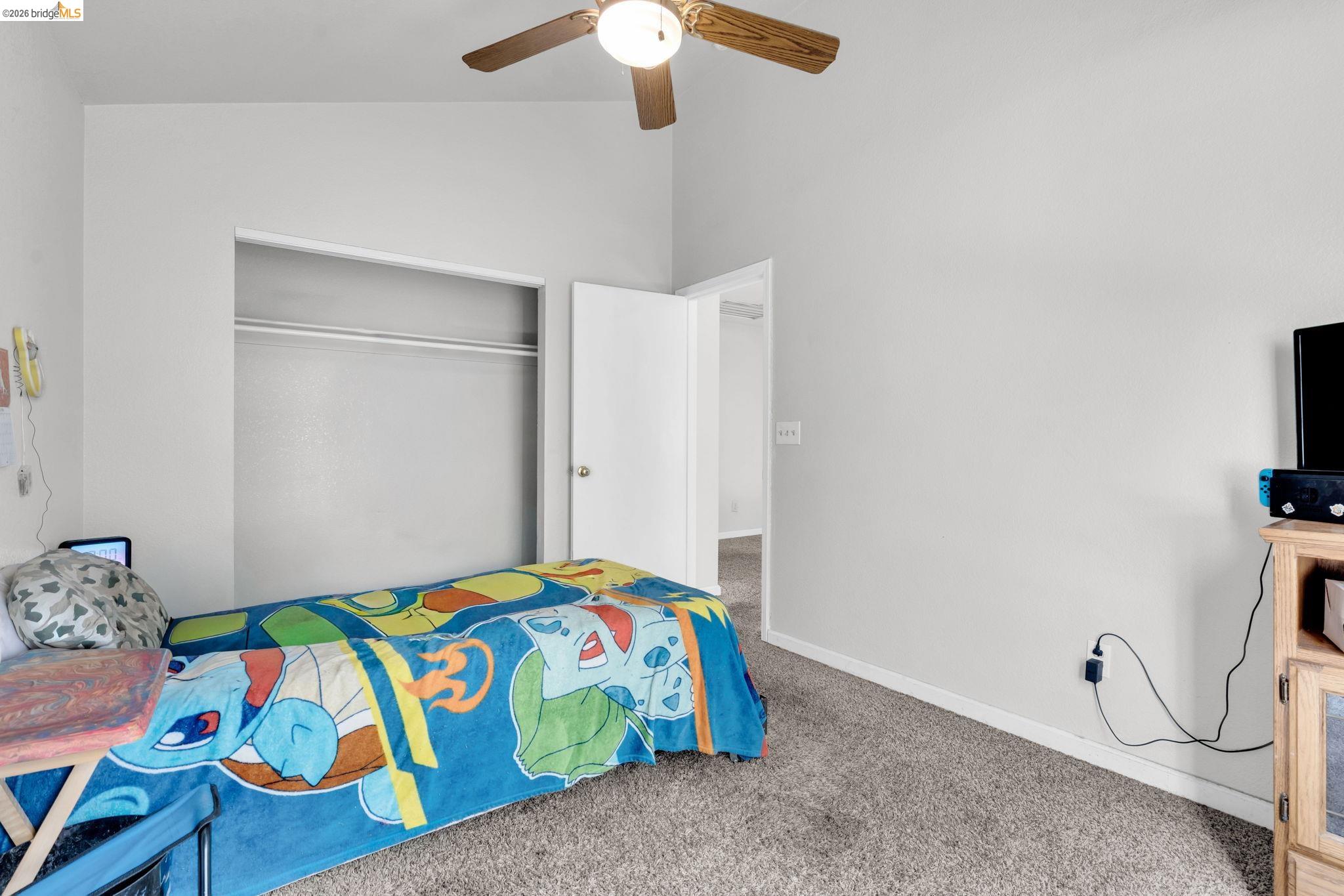 Detail Gallery Image 33 of 44 For 1258 Lloyd Thayer Cir, Stockton,  CA 95206 - 4 Beds | 2/1 Baths