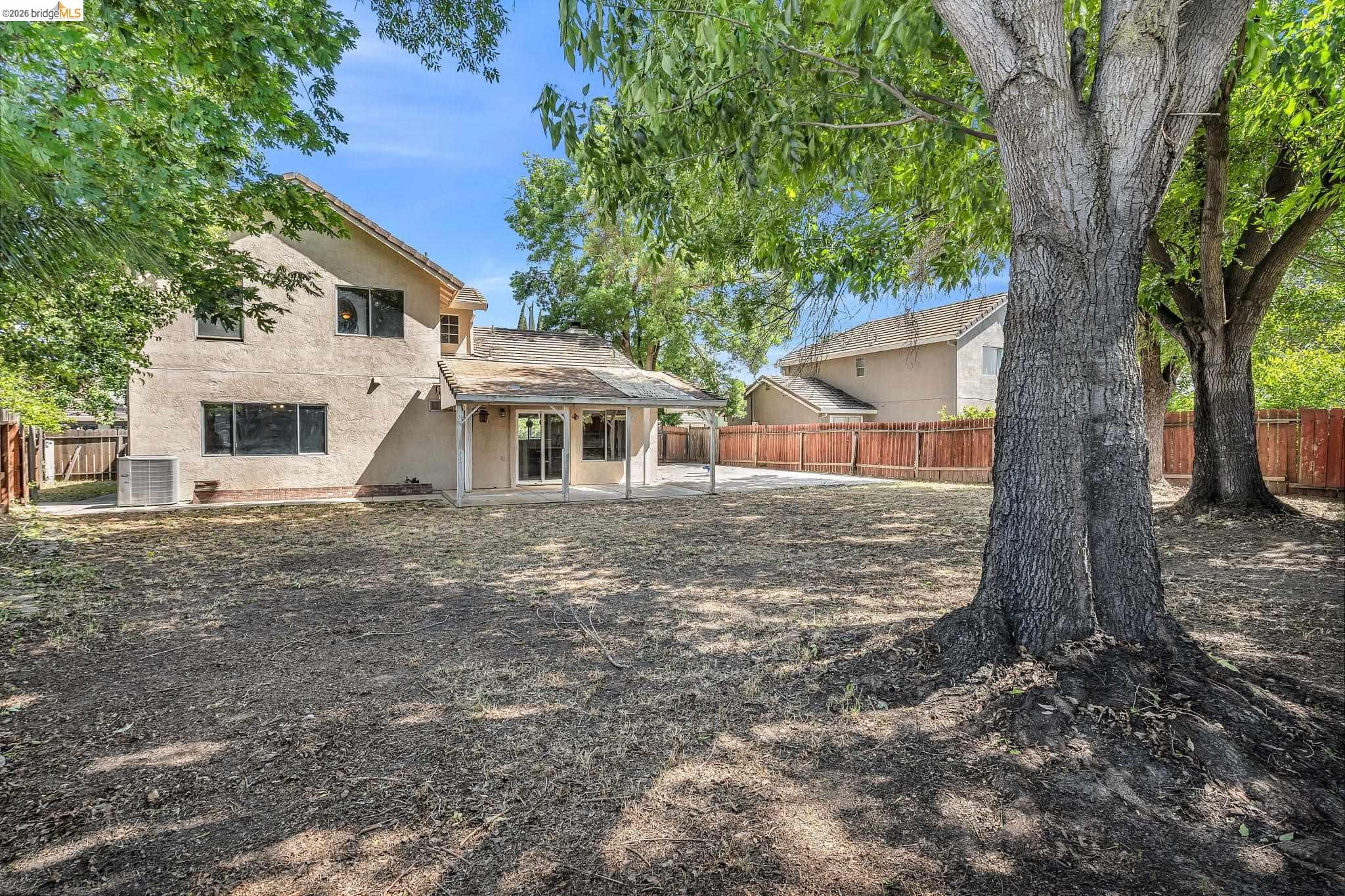 Detail Gallery Image 40 of 44 For 1258 Lloyd Thayer Cir, Stockton,  CA 95206 - 4 Beds | 2/1 Baths