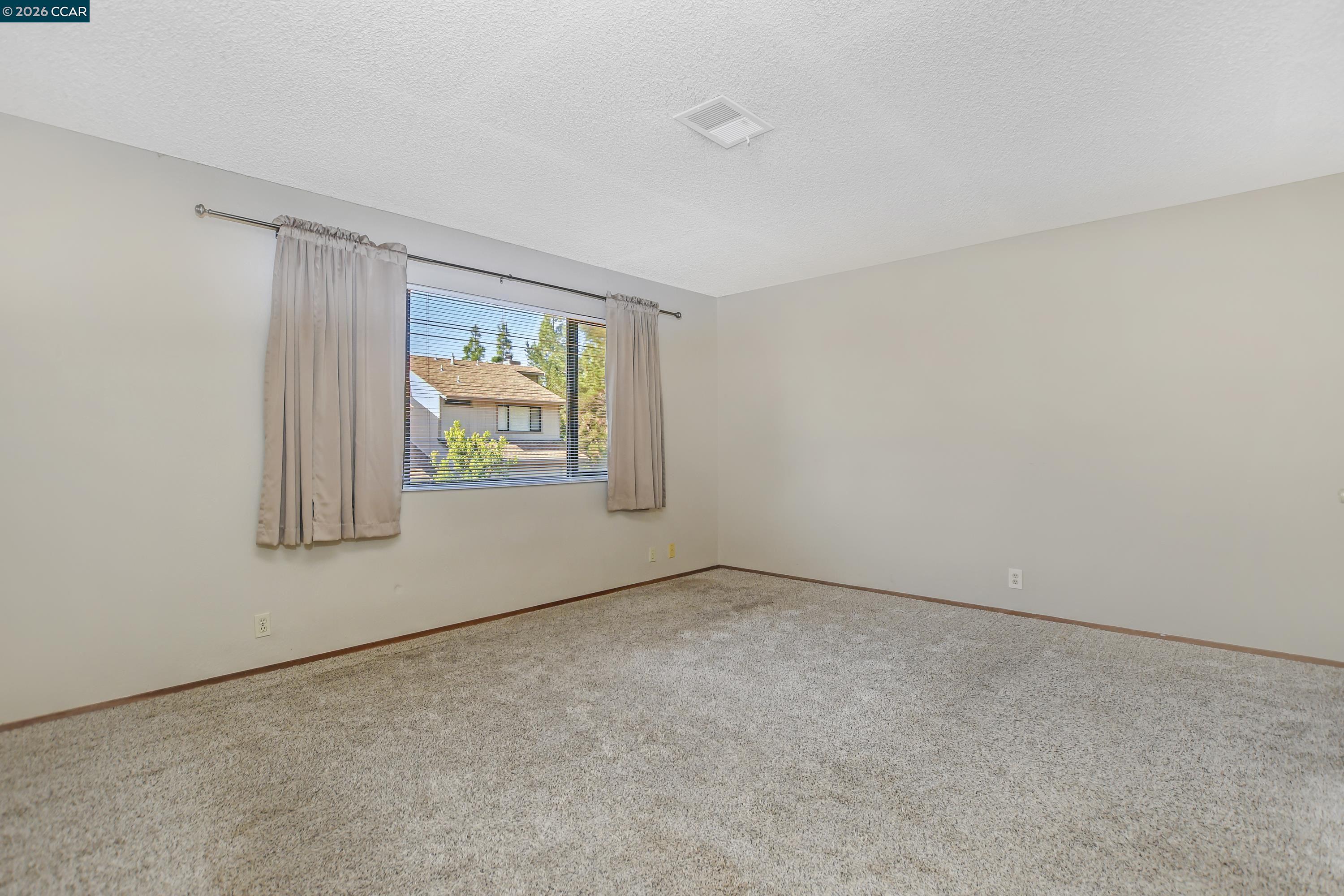 Photo #13: 41131718 Listing: Photo #13