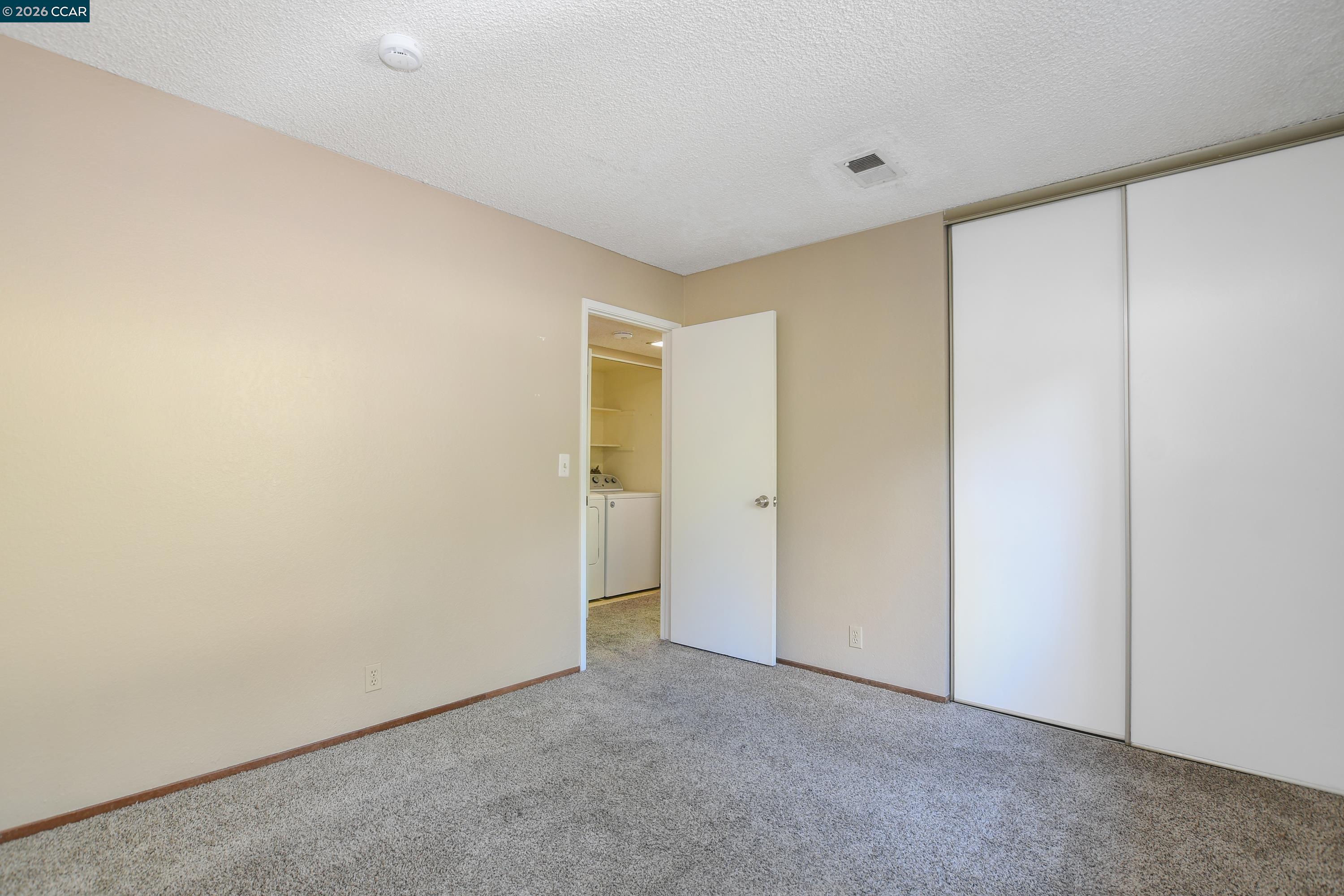 Photo #16: 41131718 Listing: Photo #16