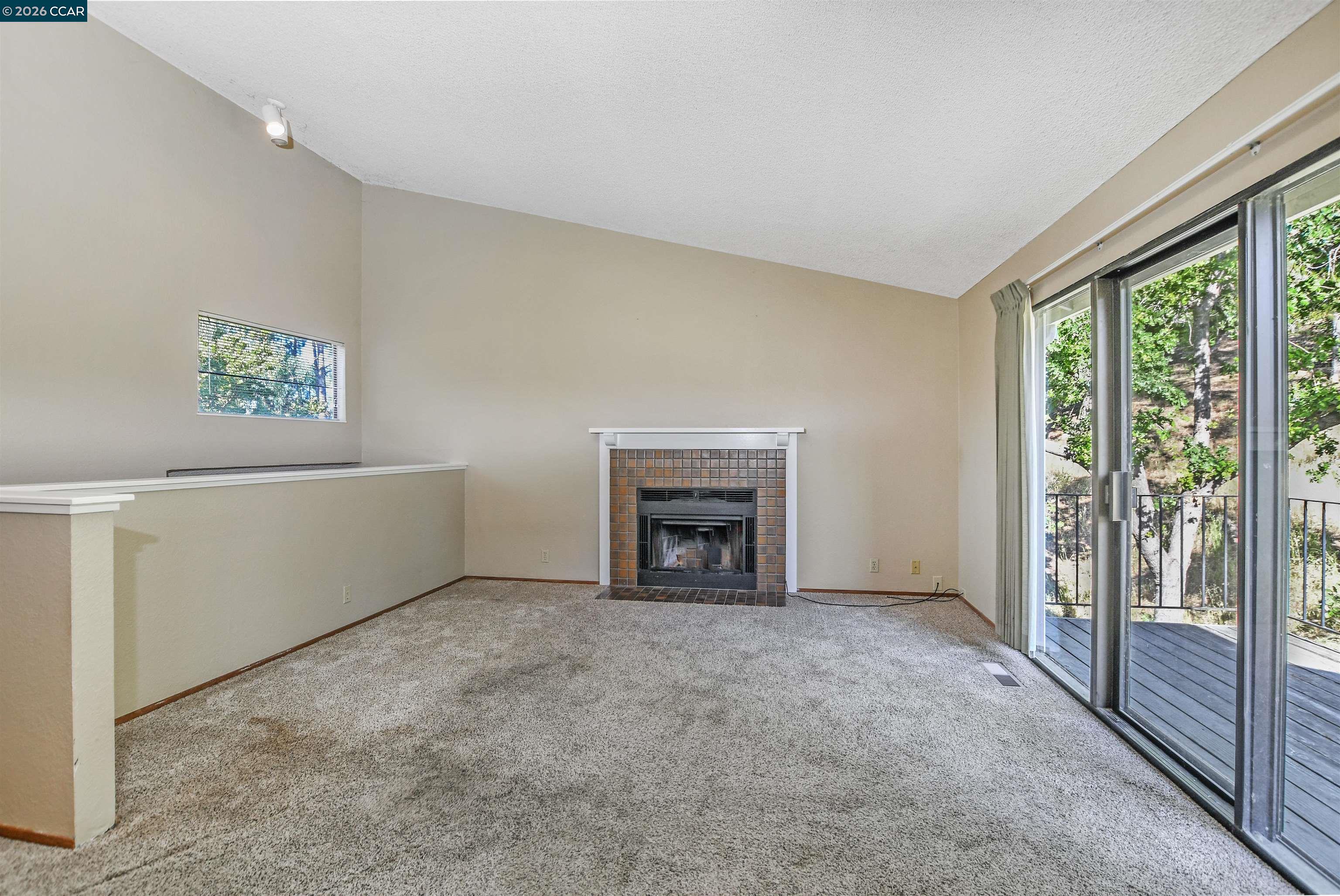 Photo #5: 41131718 Listing: Photo #5