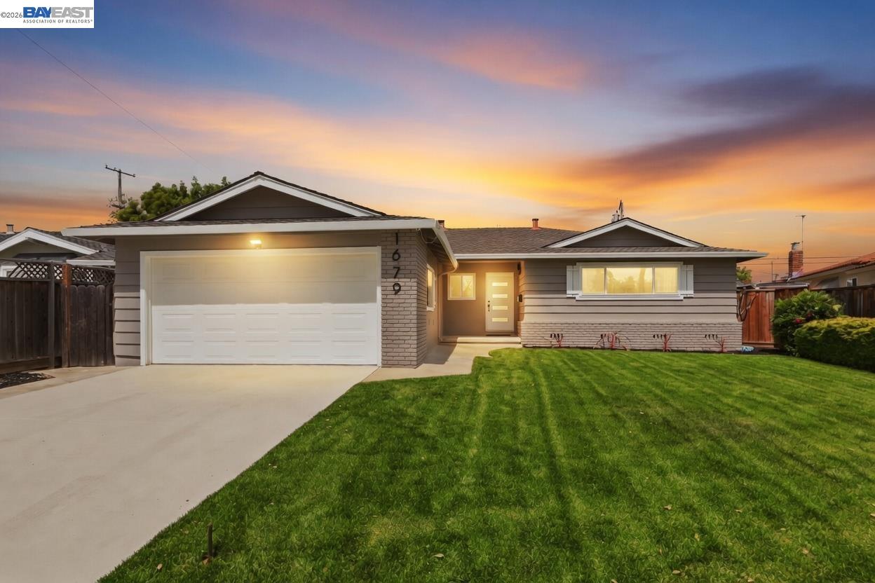 Front Image Thumbnail for BE41131719