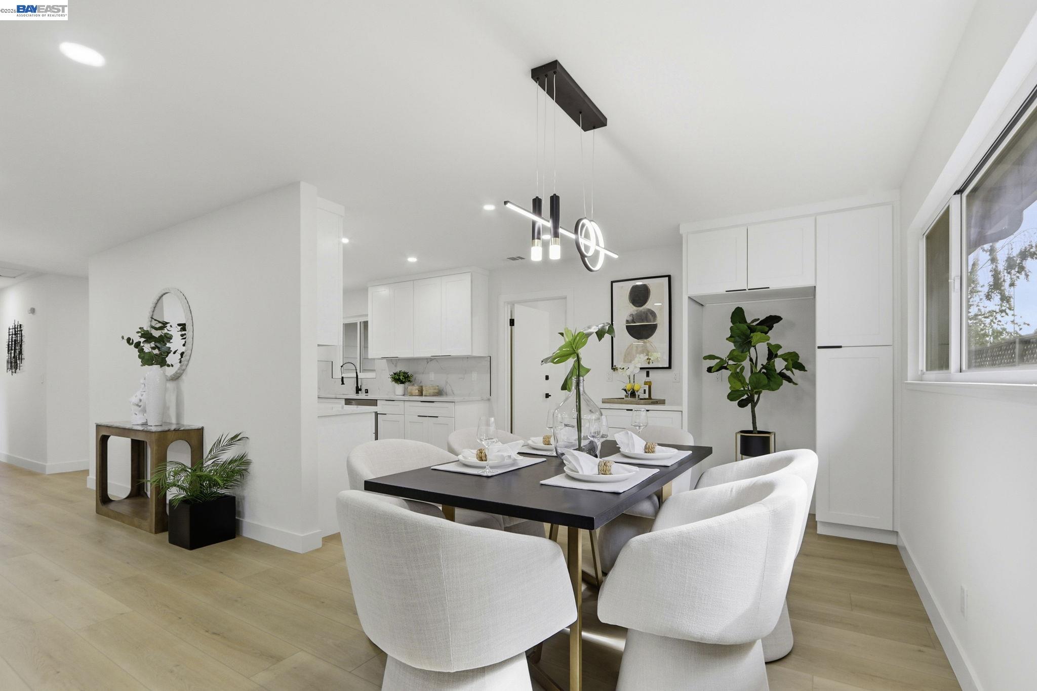 Detail Gallery Image 10 of 26 For 1679 Catalonia Way, San Jose,  CA 95125 - 3 Beds | 2 Baths