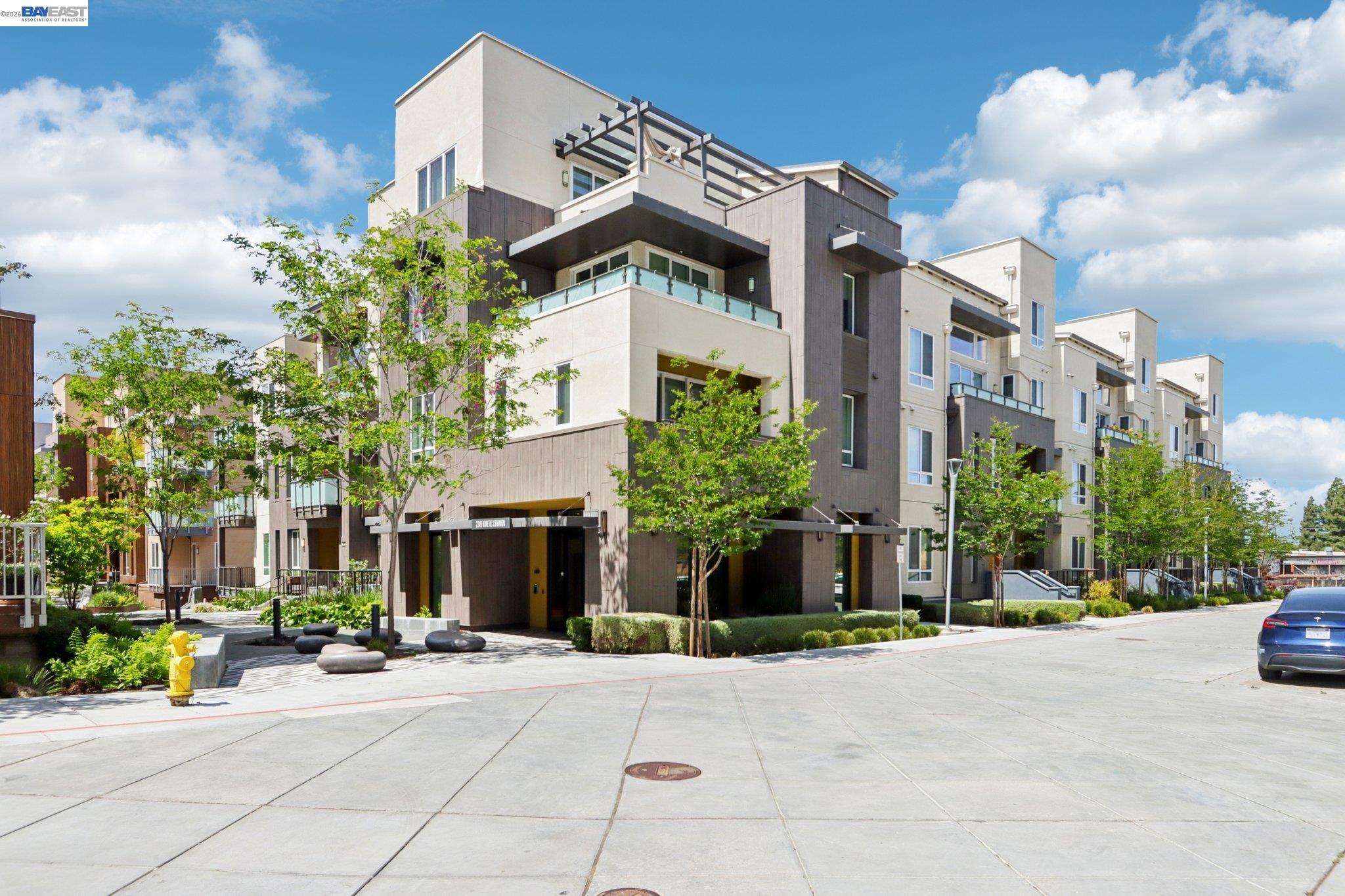 Photo #2: 41131729 Listing: Photo #2