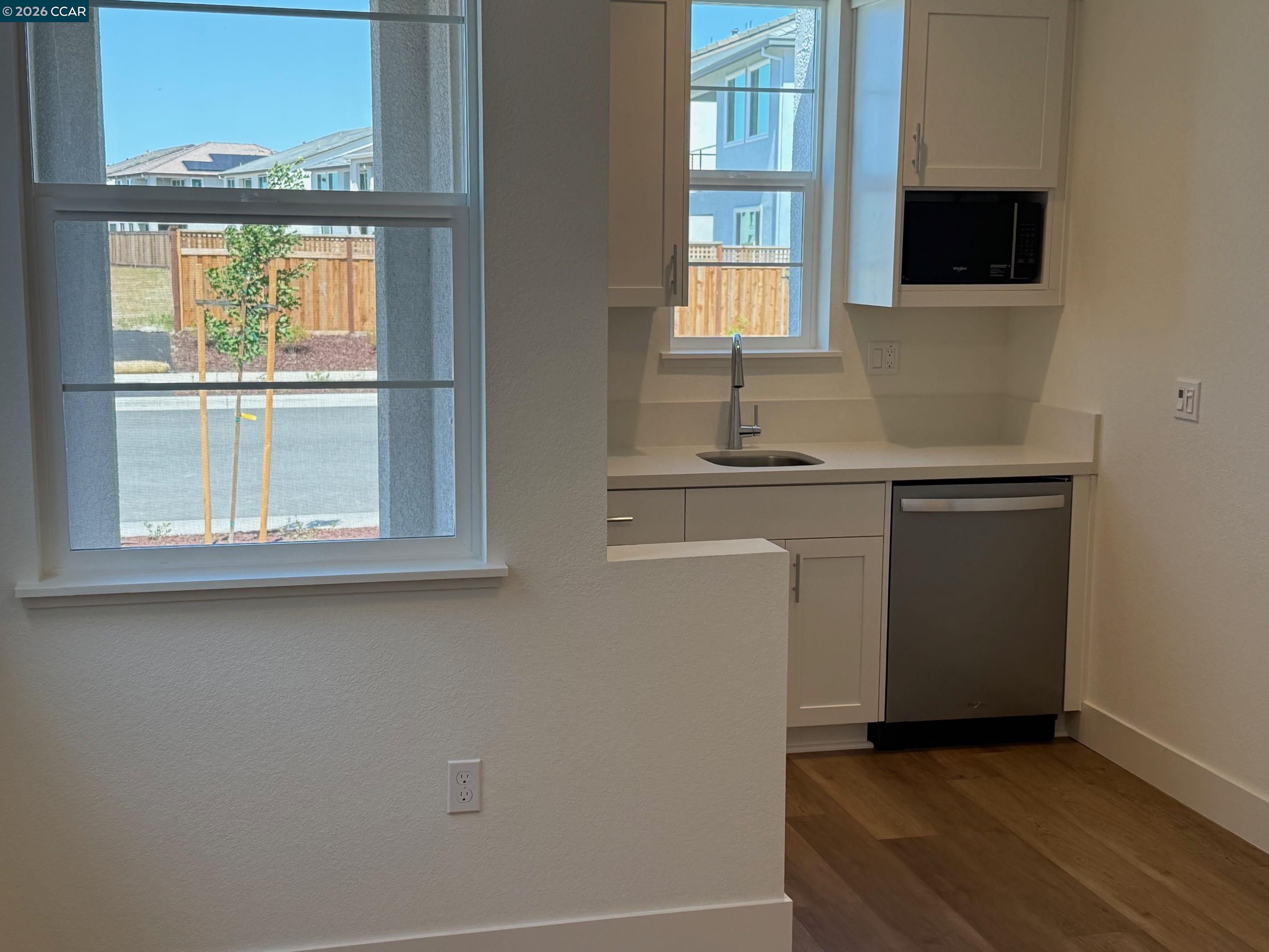 Detail Gallery Image 8 of 25 For 3576 Darnoch Ave., Lathrop,  CA 95330 - 5 Beds | 4/1 Baths