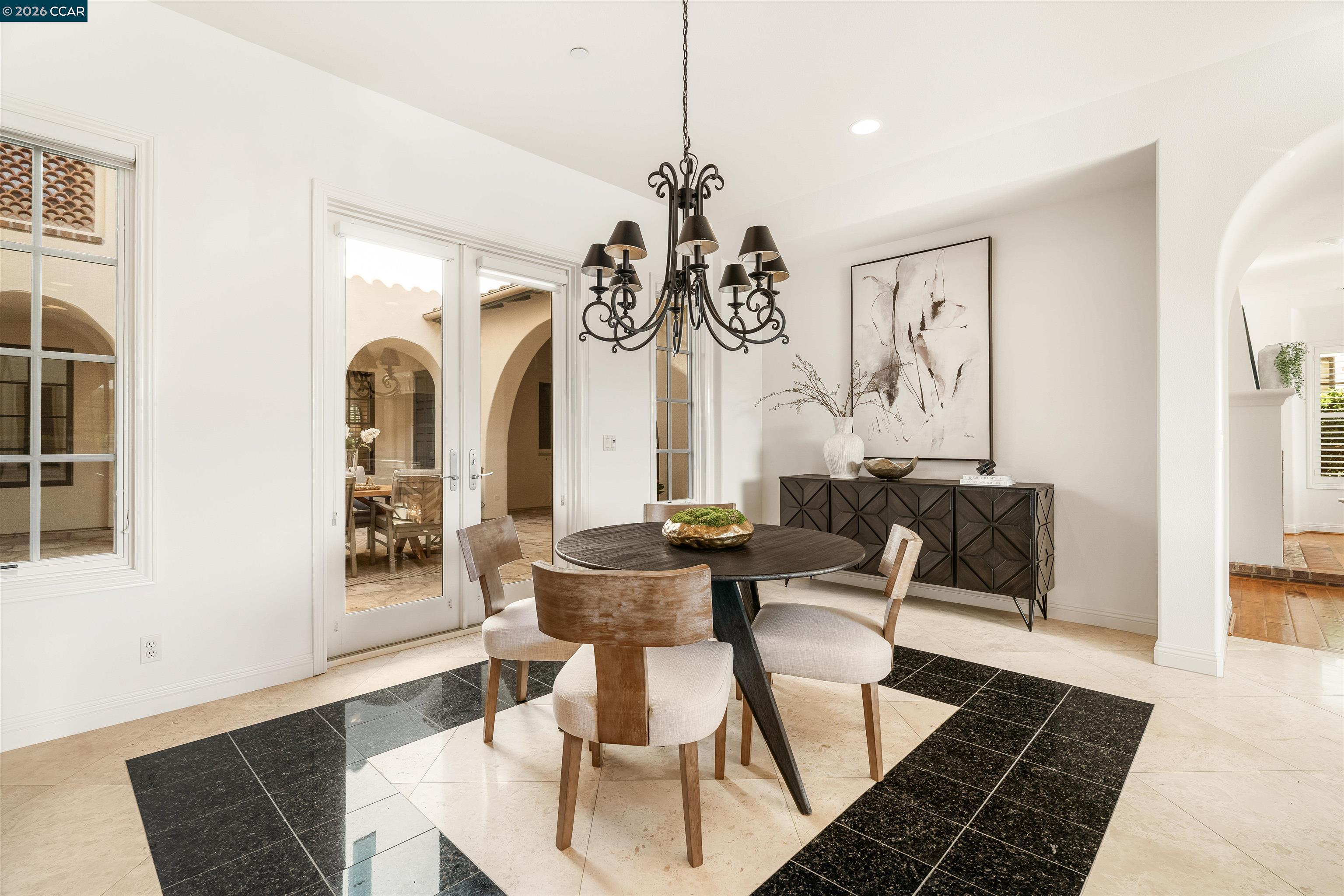 Detail Gallery Image 16 of 57 For 5316 Cypress Hawk Ct, San Ramon,  CA 94582 - 5 Beds | 5/1 Baths