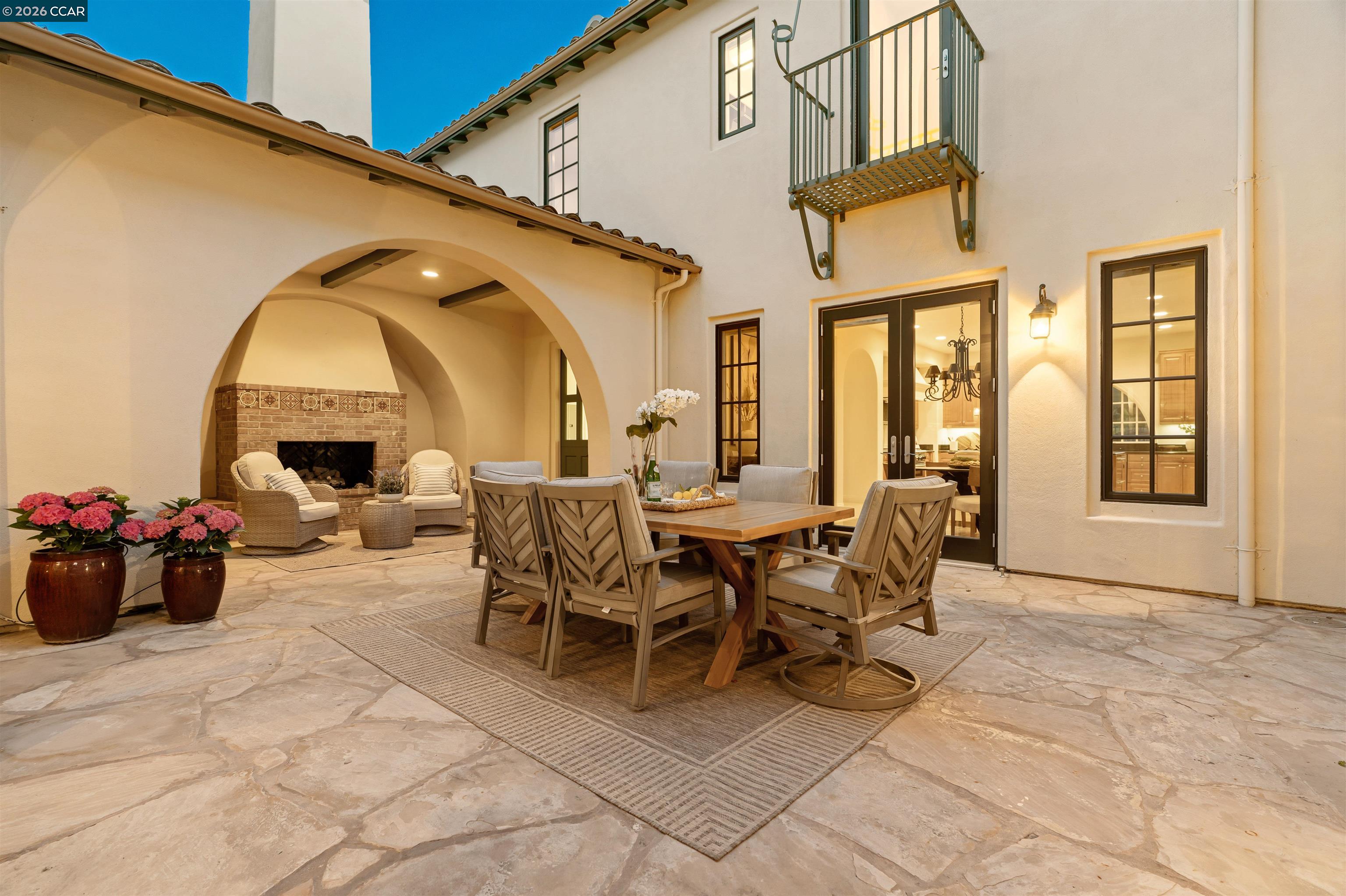 Detail Gallery Image 19 of 57 For 5316 Cypress Hawk Ct, San Ramon,  CA 94582 - 5 Beds | 5/1 Baths