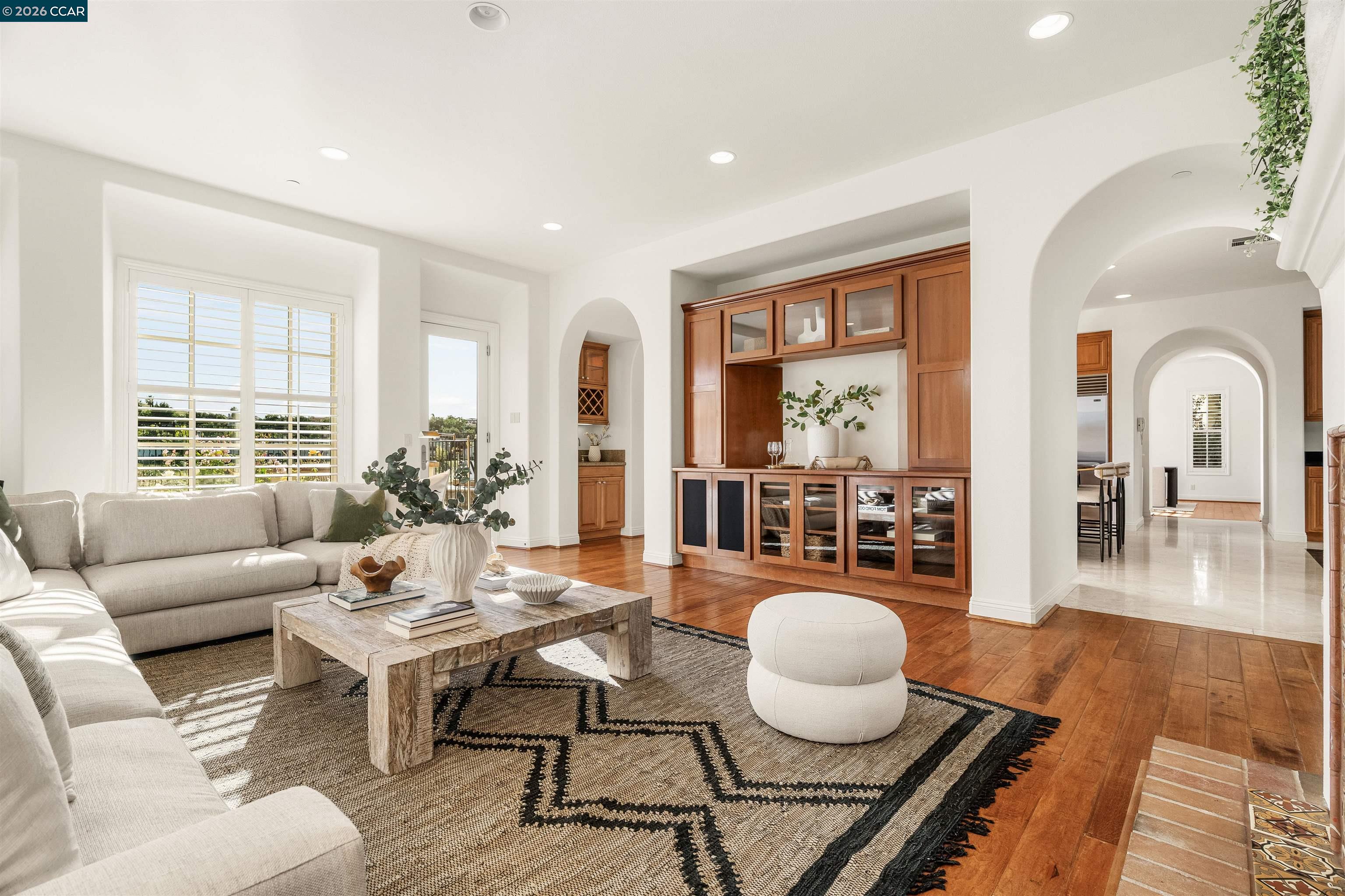 Detail Gallery Image 21 of 57 For 5316 Cypress Hawk Ct, San Ramon,  CA 94582 - 5 Beds | 5/1 Baths