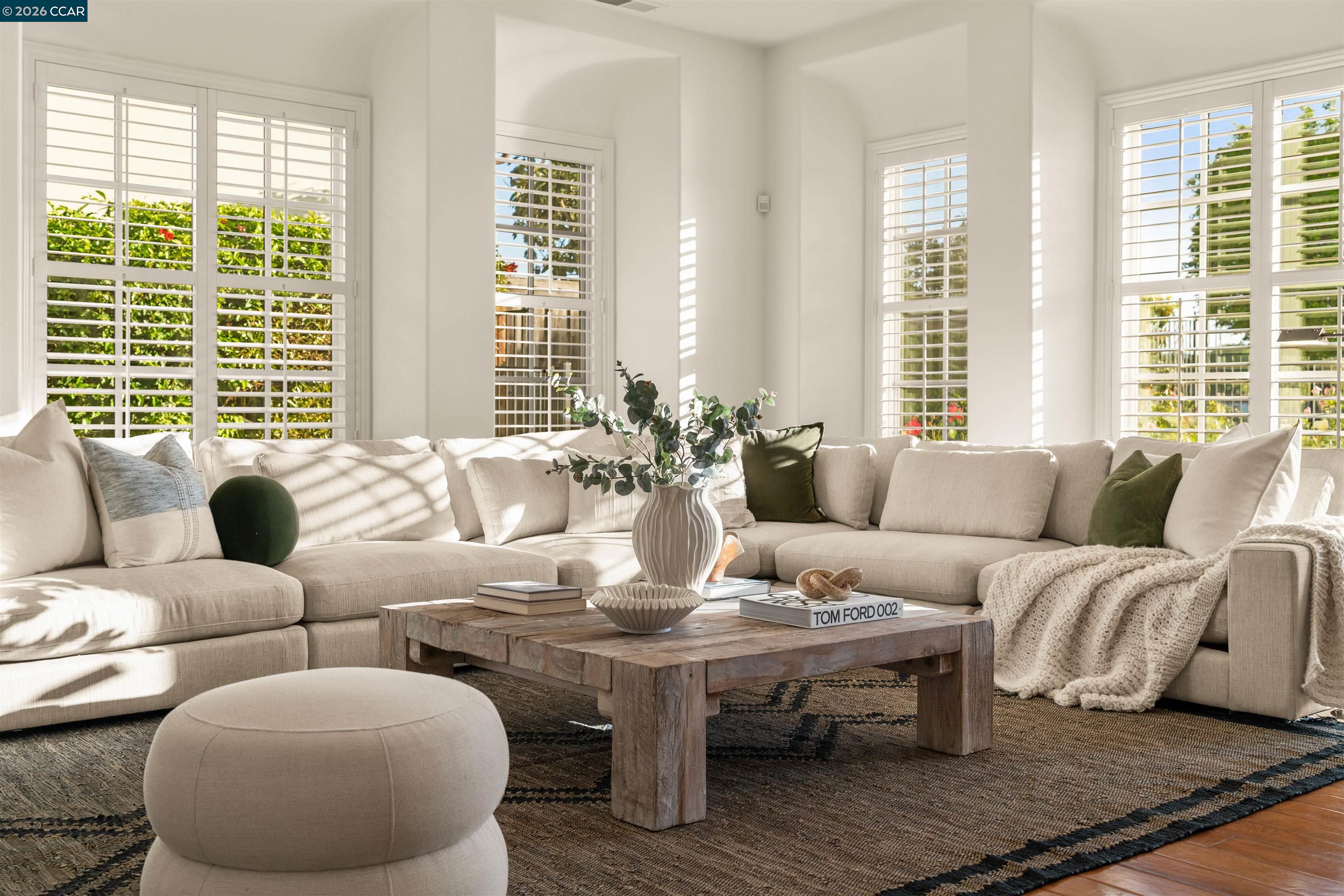 Detail Gallery Image 24 of 57 For 5316 Cypress Hawk Ct, San Ramon,  CA 94582 - 5 Beds | 5/1 Baths