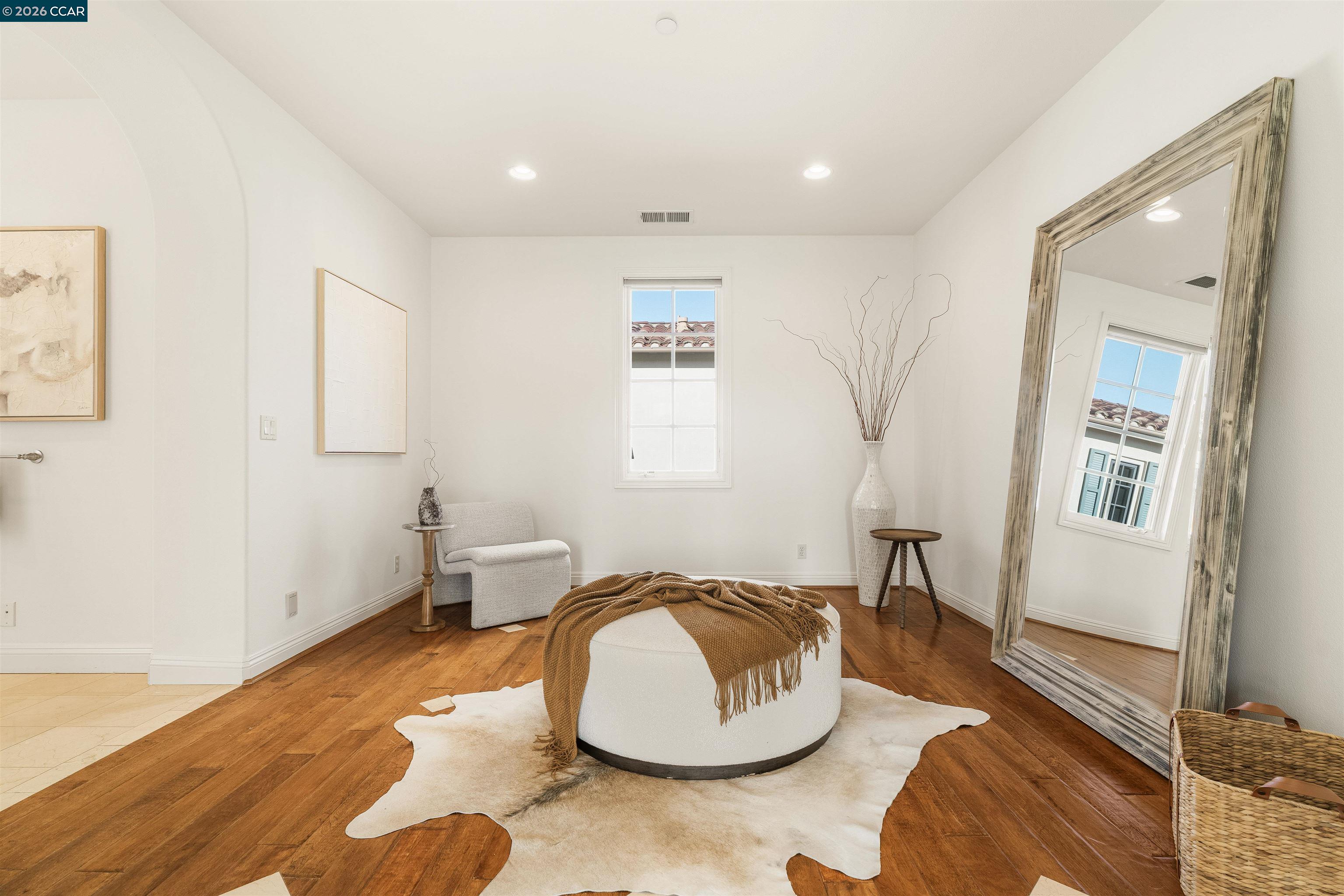 Detail Gallery Image 39 of 57 For 5316 Cypress Hawk Ct, San Ramon,  CA 94582 - 5 Beds | 5/1 Baths