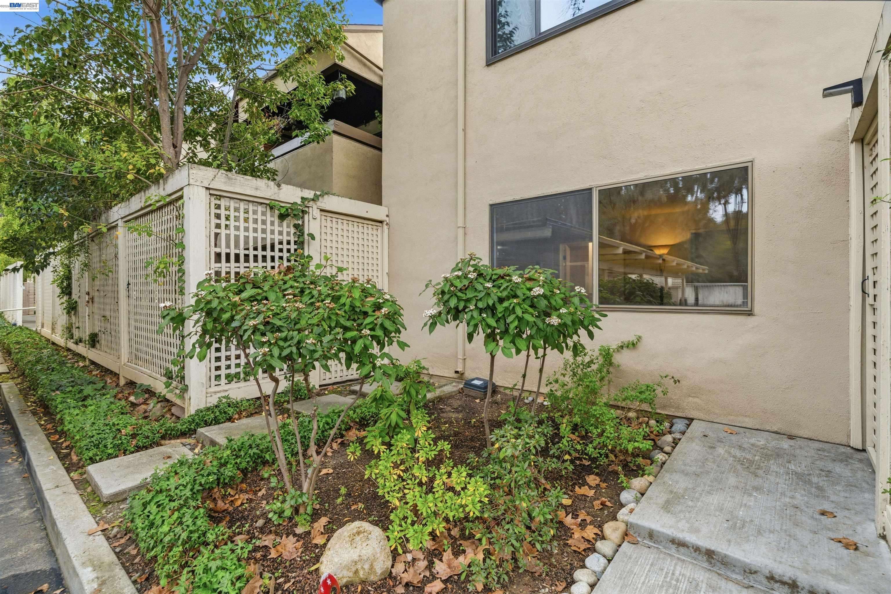 Detail Gallery Image 21 of 60 For 453 Alberto Way #D155,  Los Gatos,  CA 95032 - 3 Beds | 2 Baths