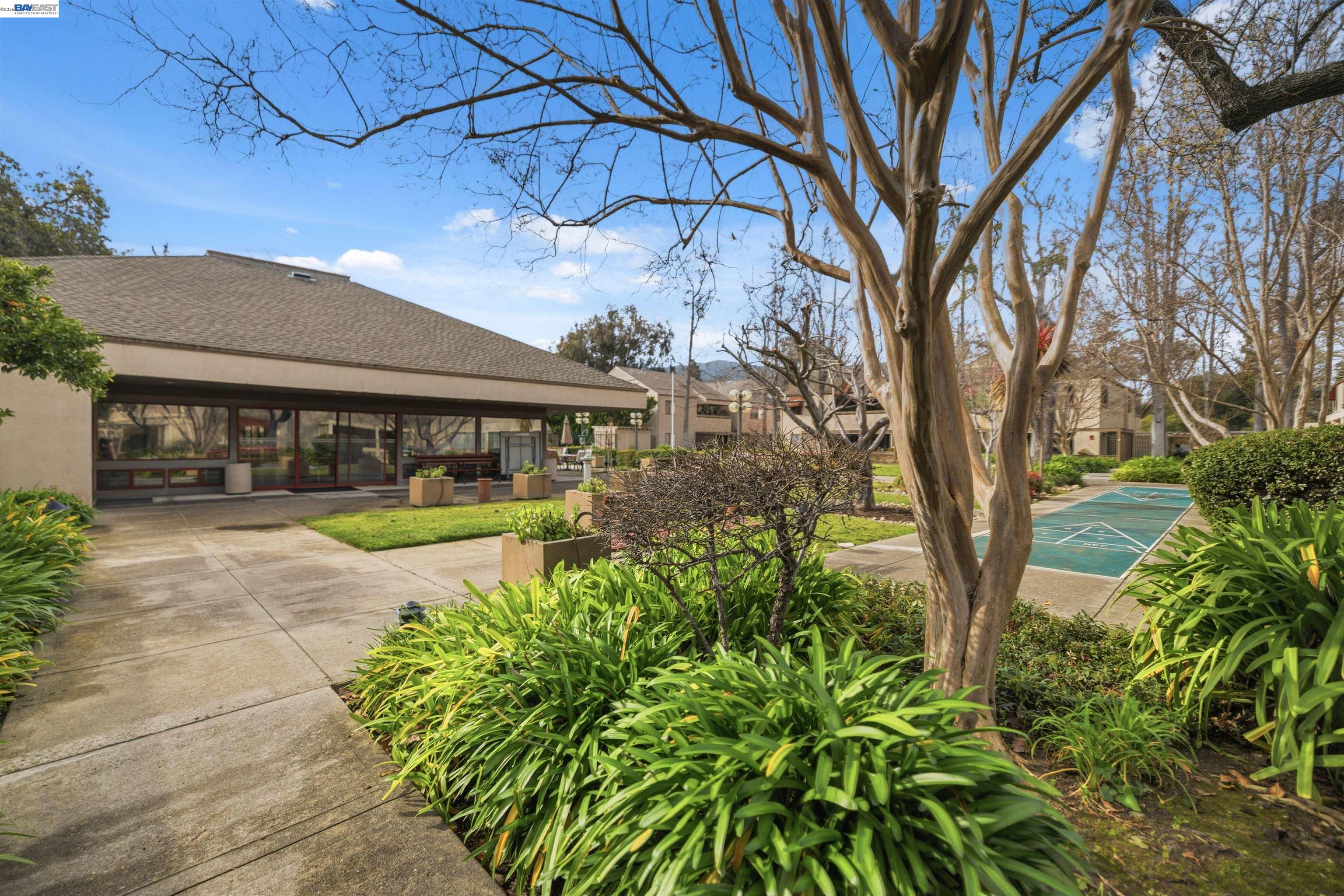 Detail Gallery Image 25 of 60 For 453 Alberto Way #D155,  Los Gatos,  CA 95032 - 3 Beds | 2 Baths